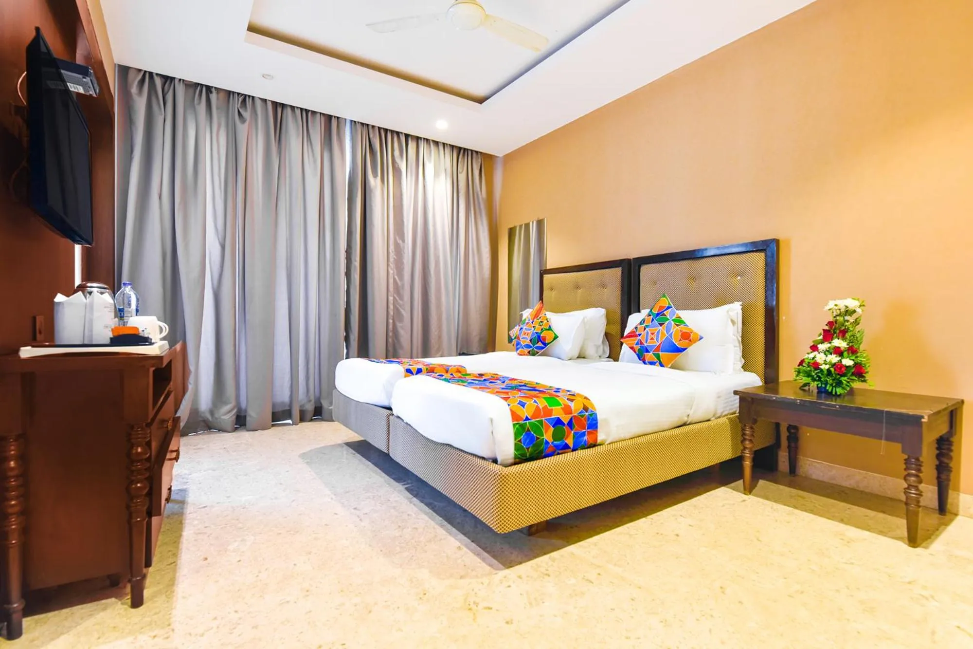 Bed in FabHotel Prime The King's Court - Nr Calangute Beach