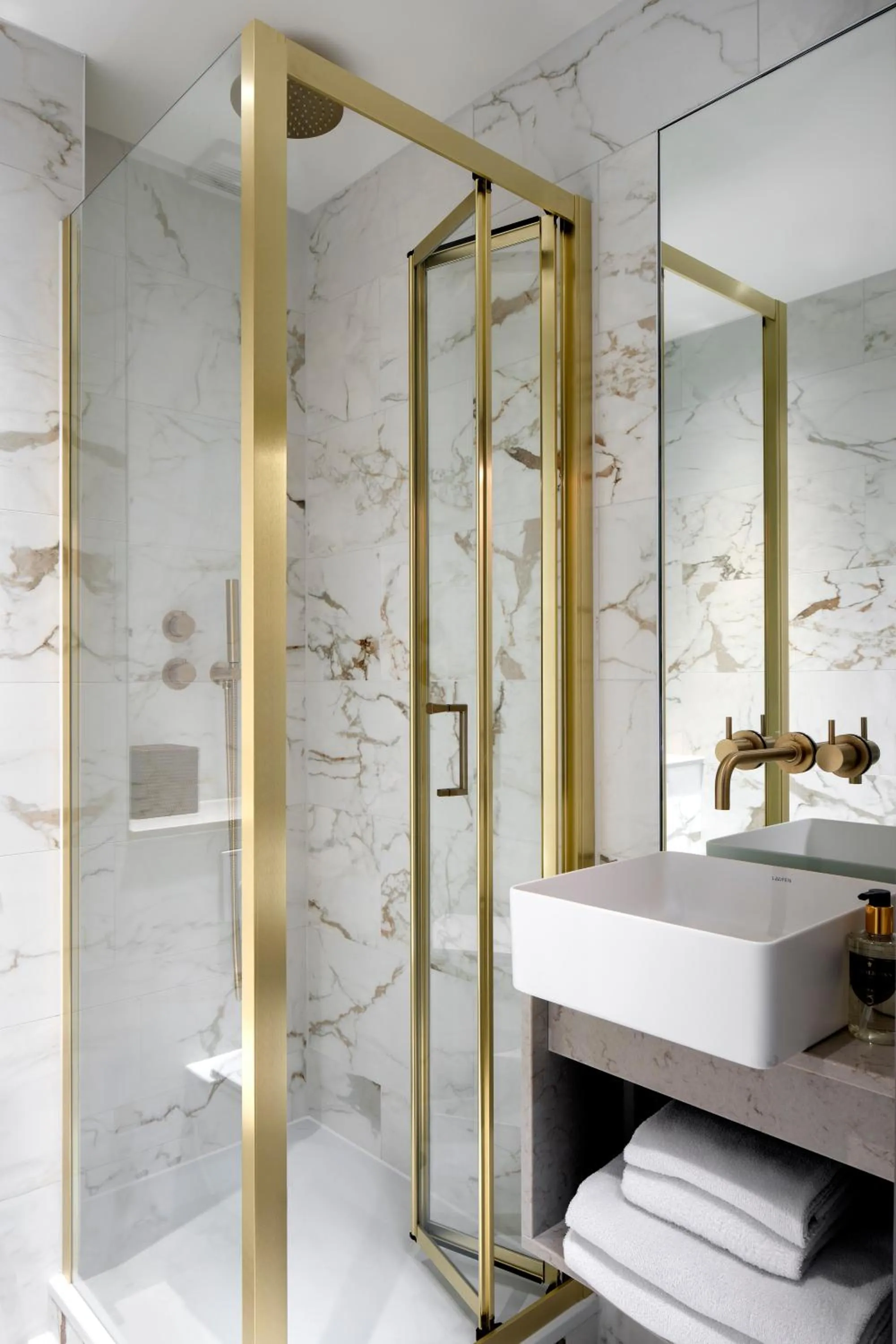 Bathroom in Montcalm Mayfair Townhouse