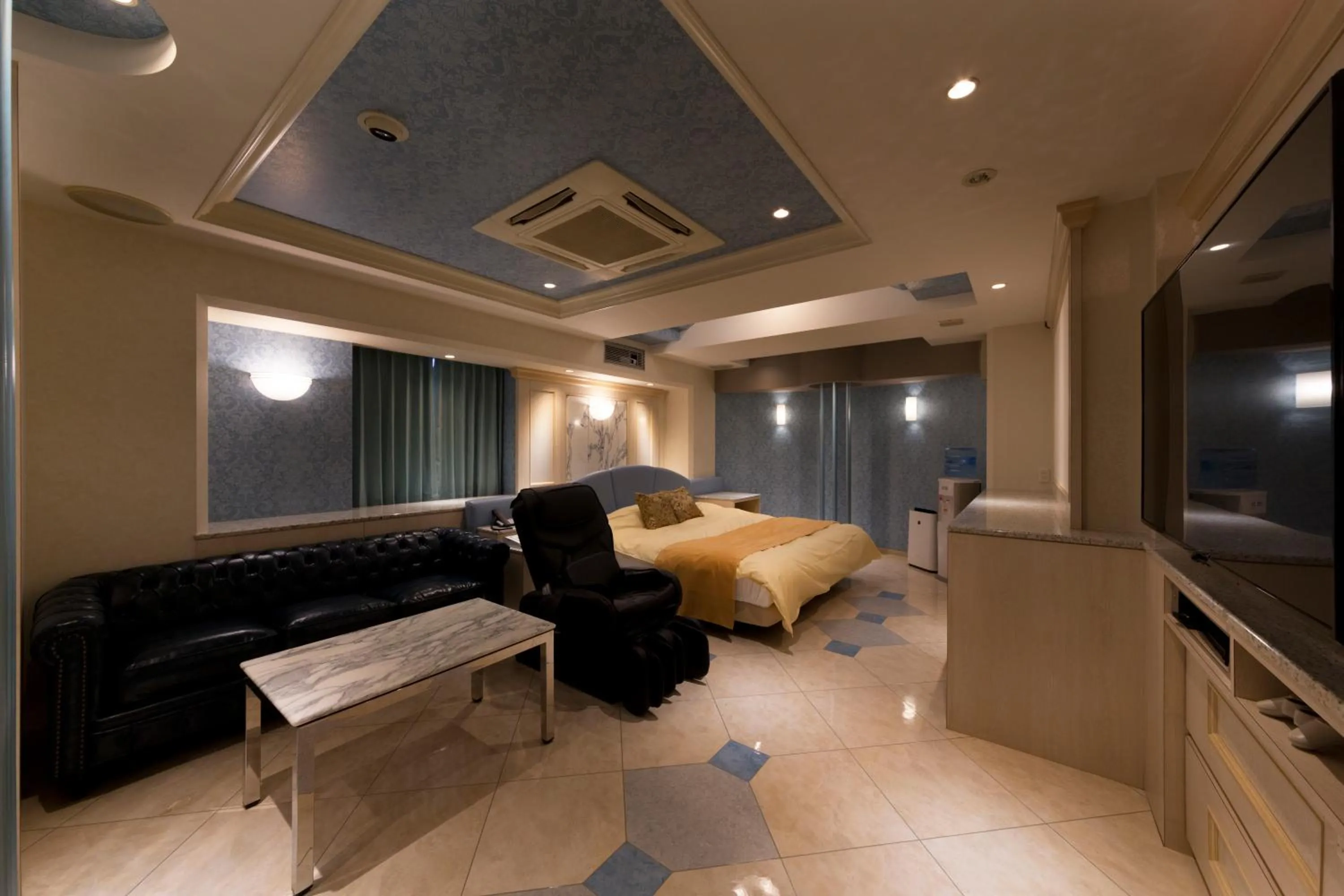 Bed in Hotel Luna Ikeda (Adult Only)