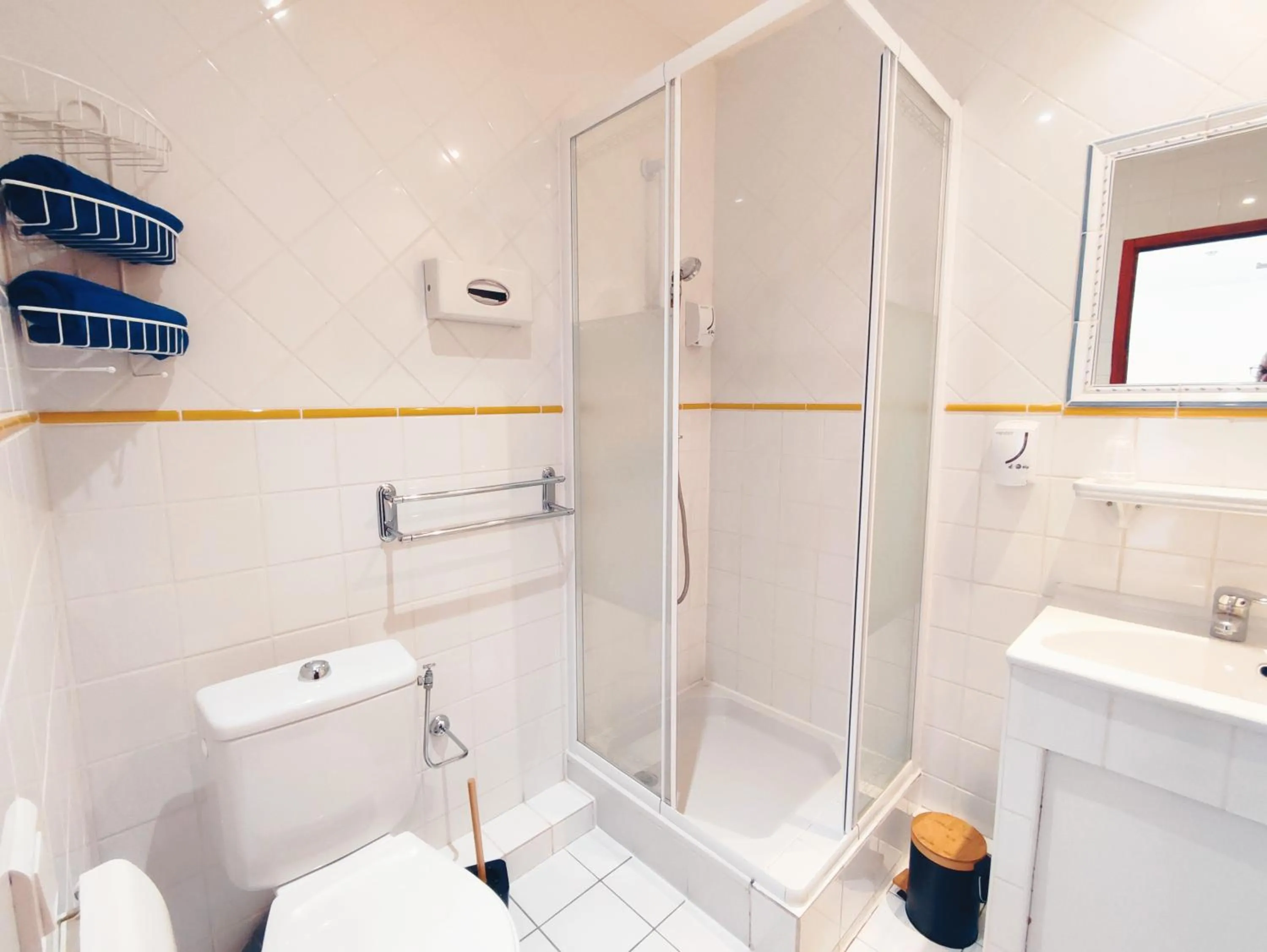 Bathroom in Gabrielle hôtel