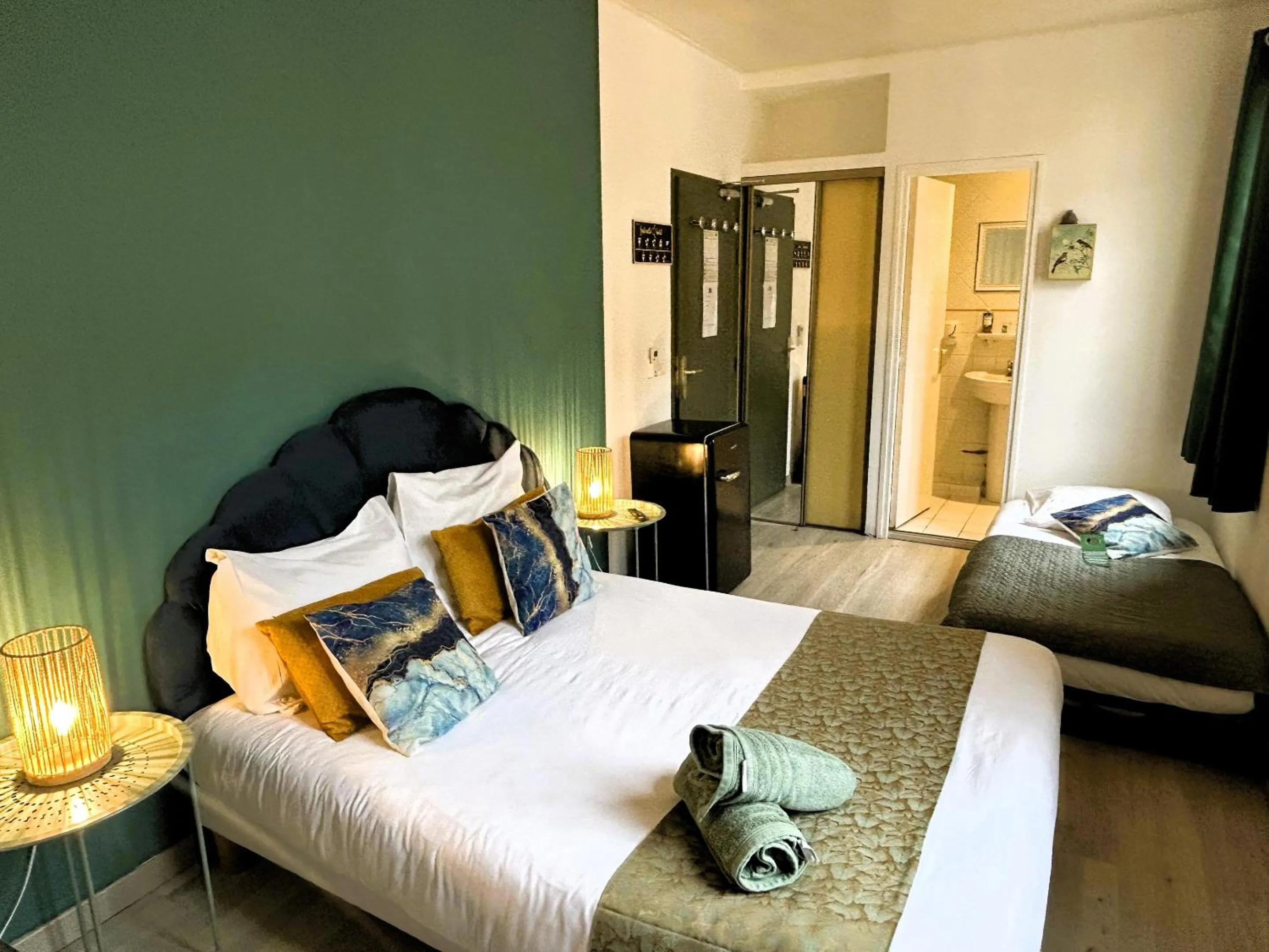 Bedroom, Bed in Gabrielle hôtel