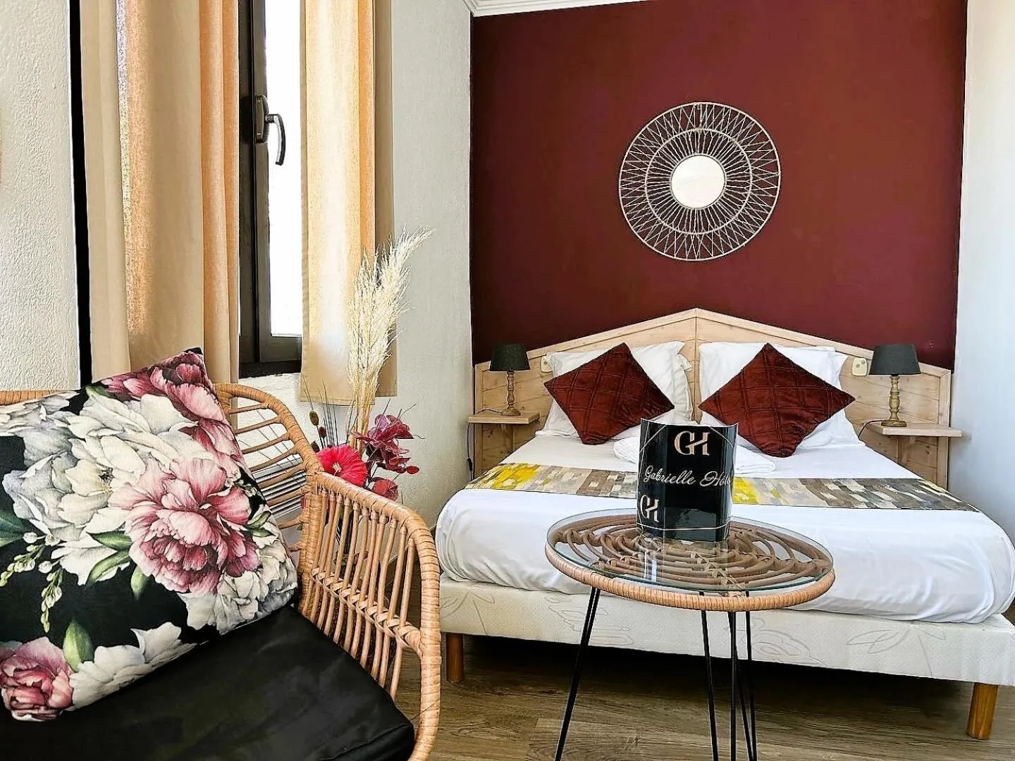 Bedroom, Bed in Gabrielle hôtel