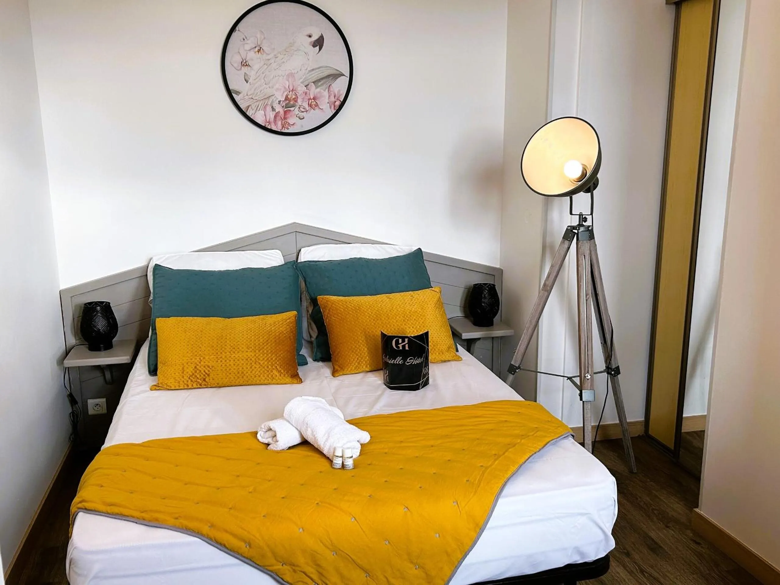 Bedroom, Bed in Gabrielle hôtel