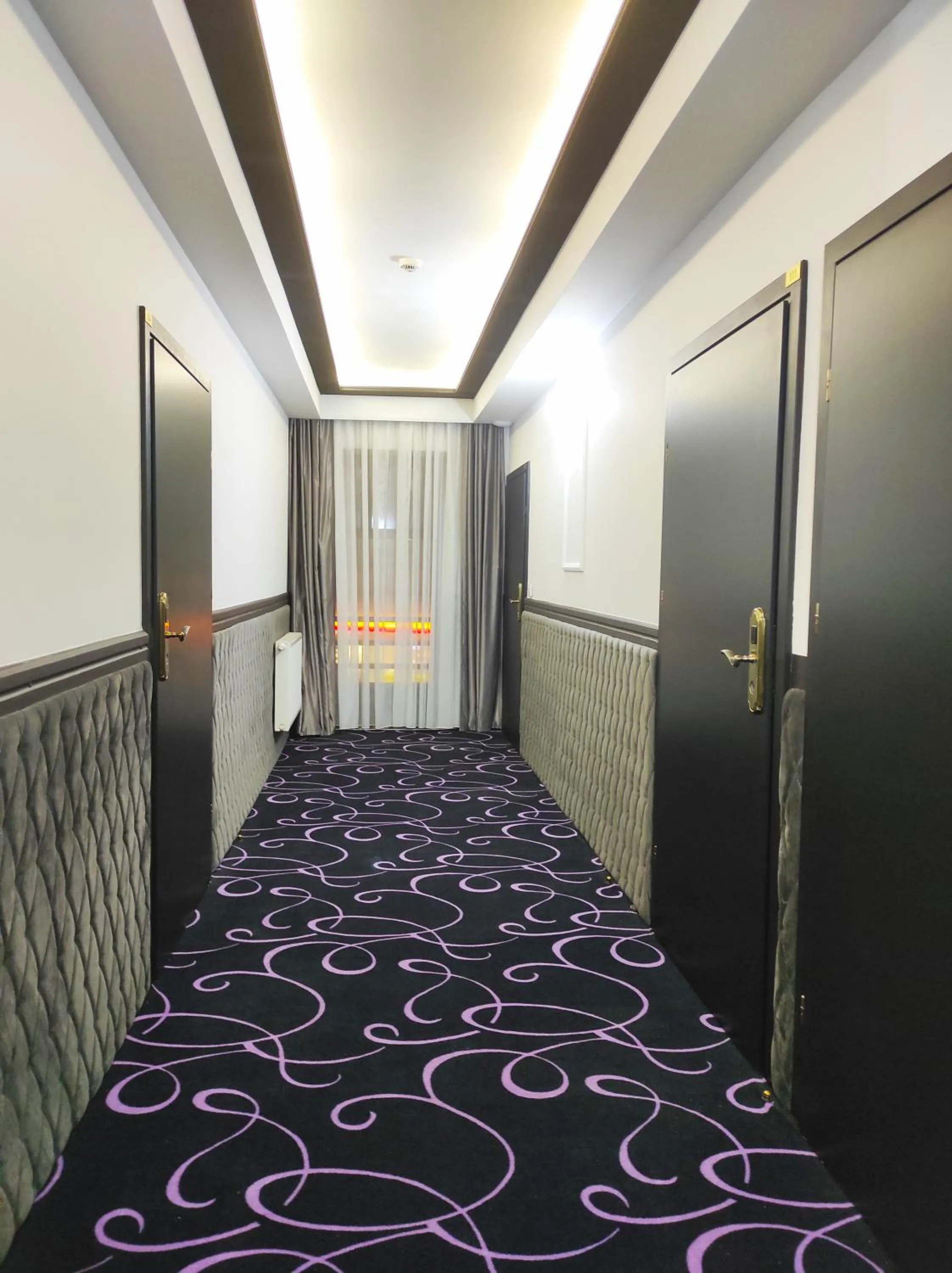 Lobby or reception, Bed in Hotel Fado