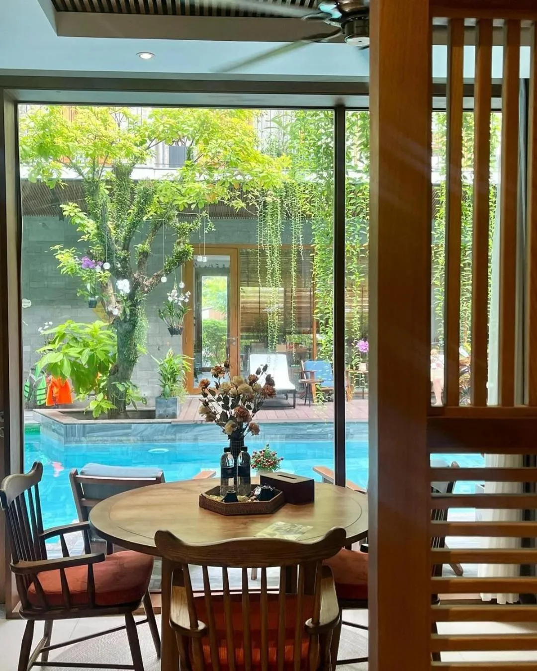 Tam House Villa Hotel