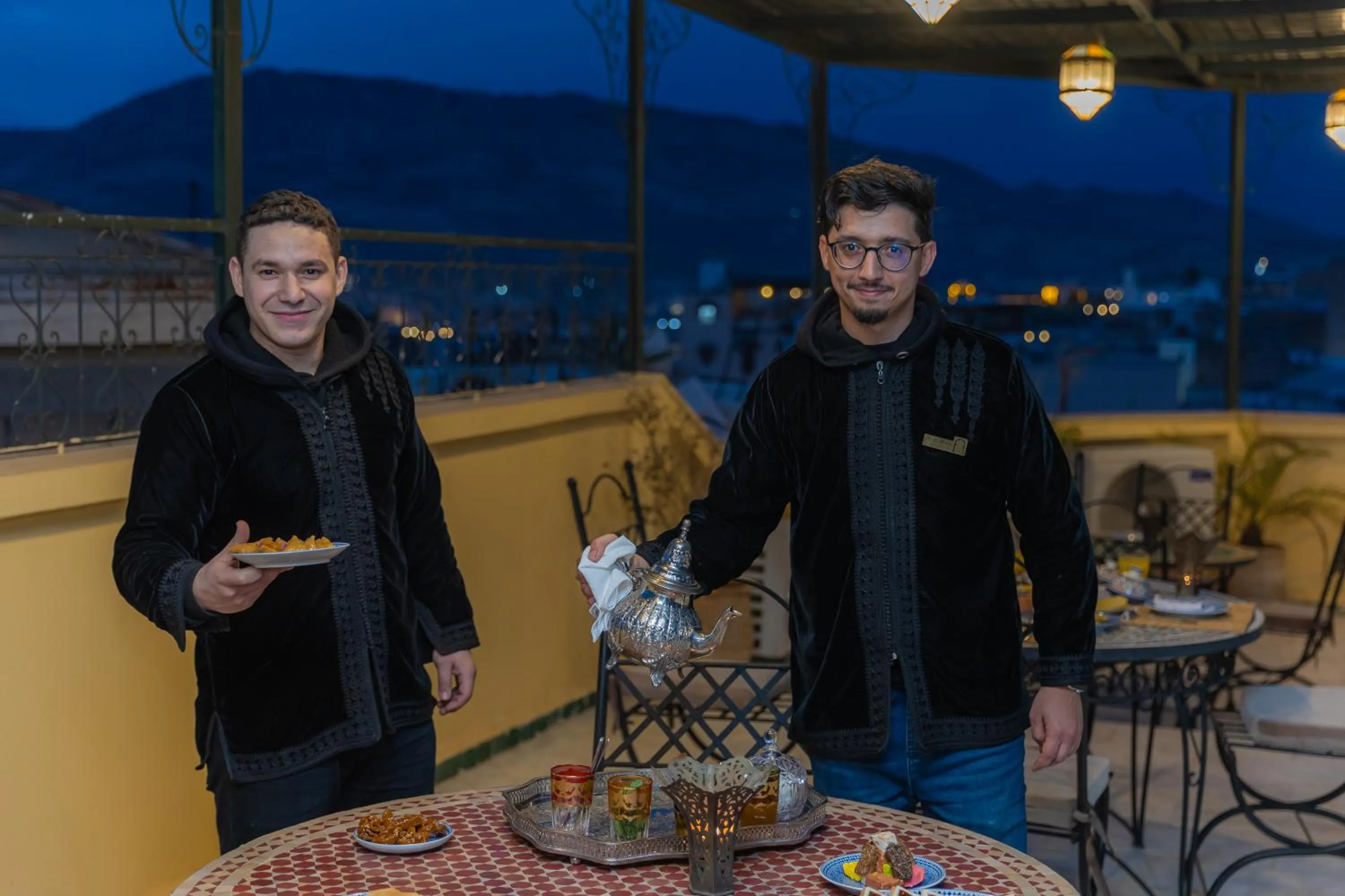 Restaurant/places to eat in Riad Ghita