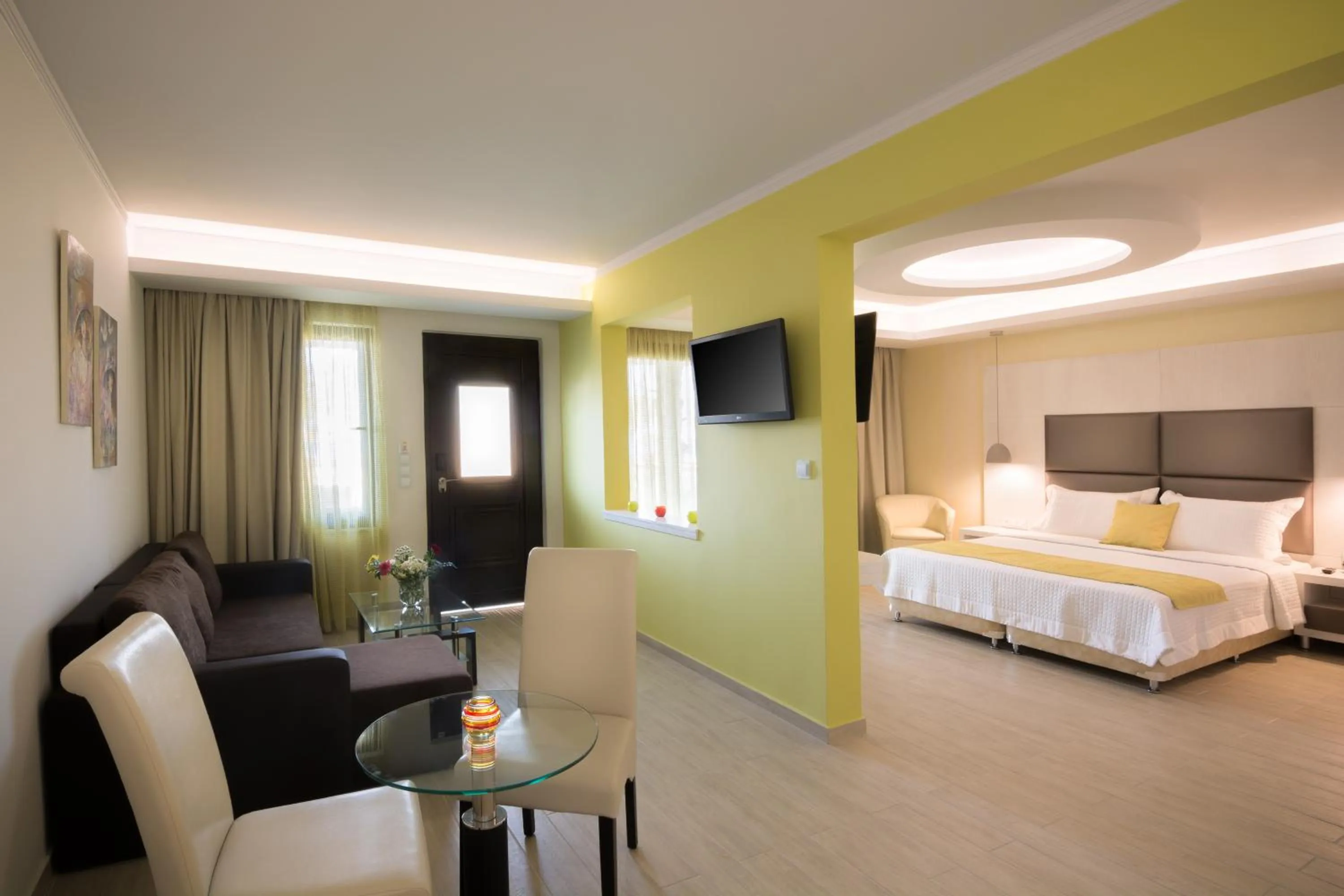 Bed in Atlantis Hotel