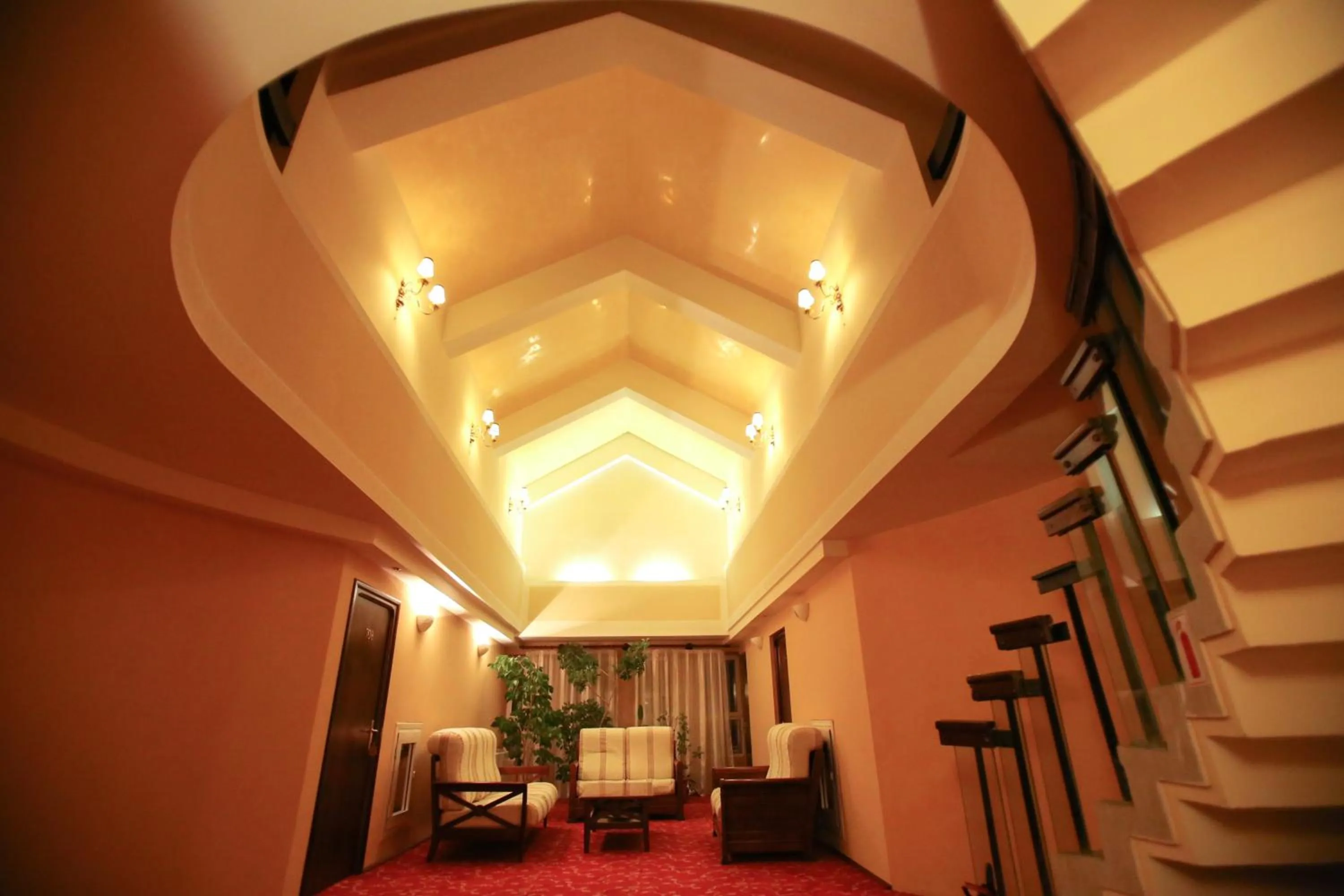 Communal lounge/ TV room in Hotel Mara