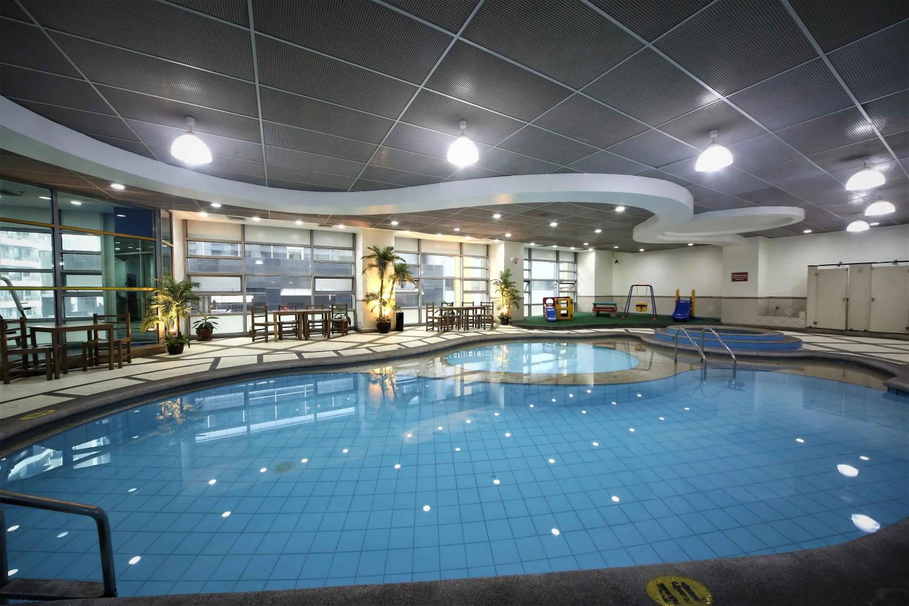 Swimming pool in Infinity Tower Suites