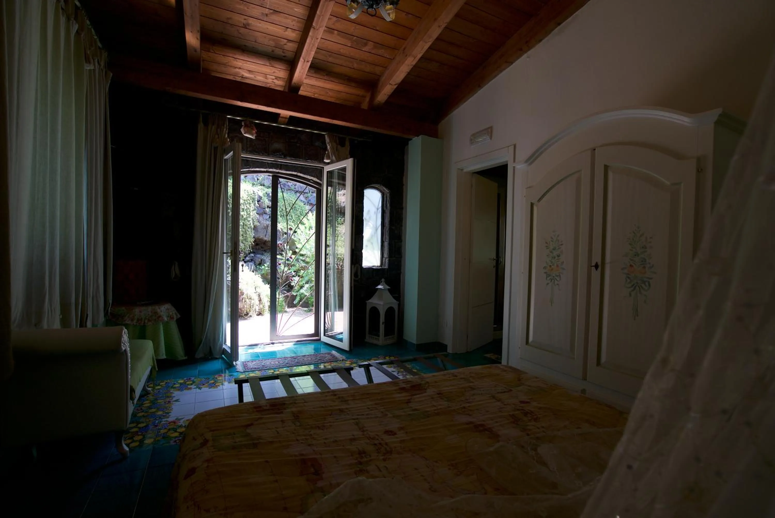 Bed in La Dimora Le Fumarole B&B