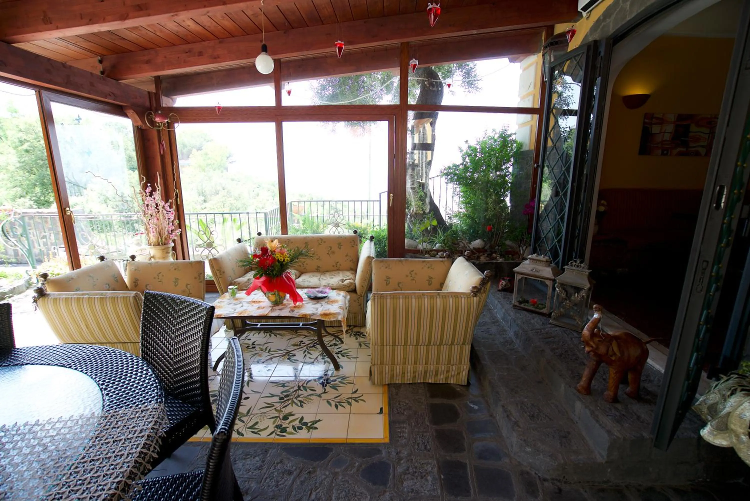 Seating Area in La Dimora Le Fumarole B&B