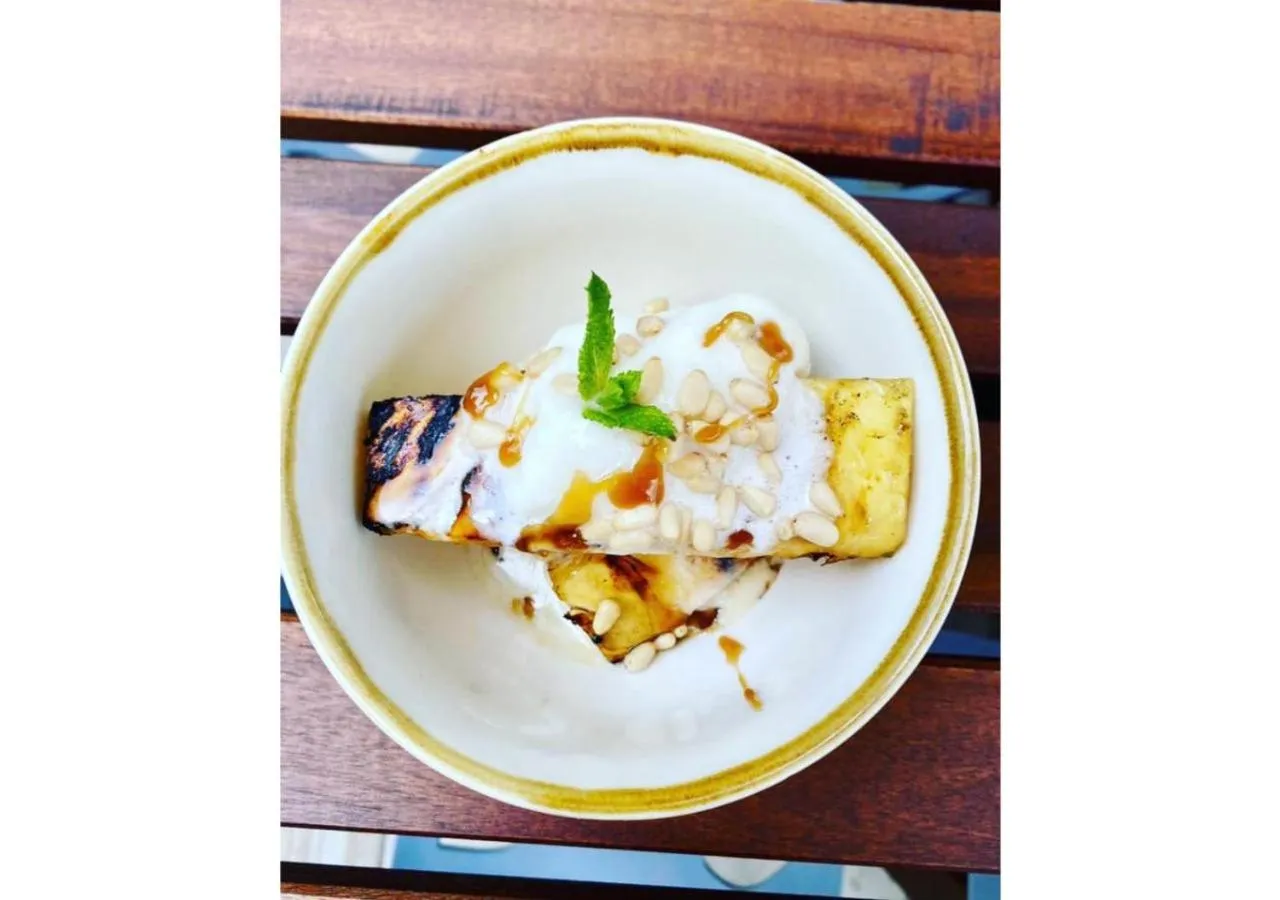 Restaurant/places to eat in Somerset House Boutique Hotel and Restaurant