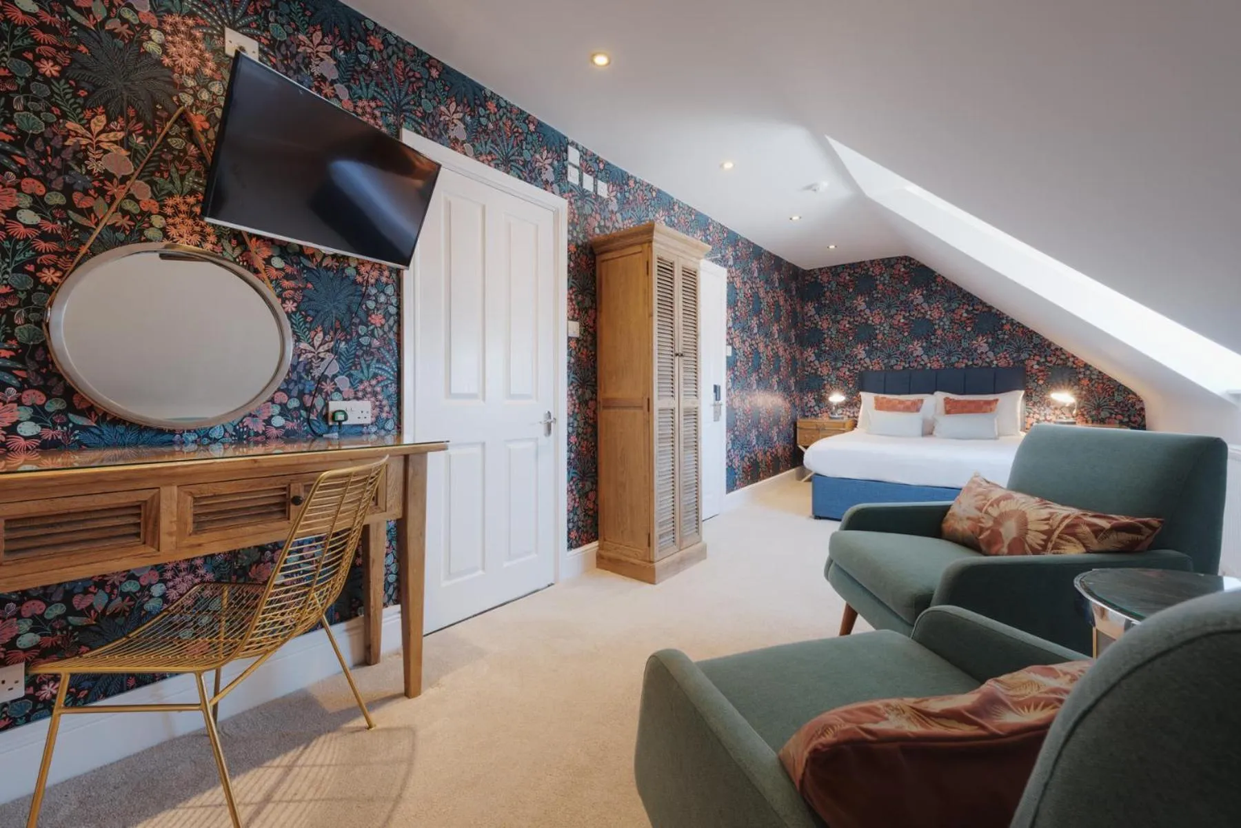 Seating area, Bed in Somerset House Boutique Hotel and Restaurant