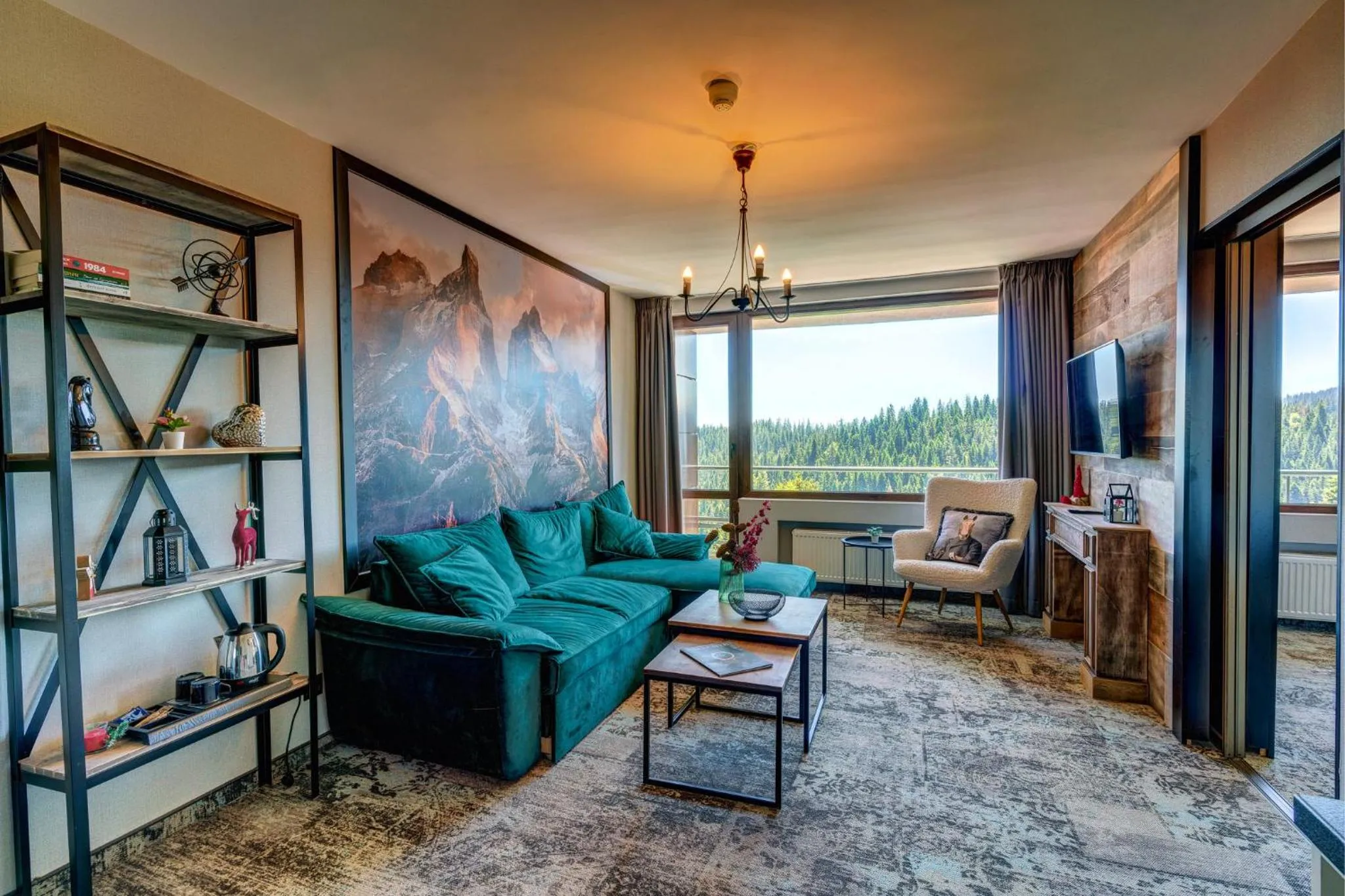 Living room in Grand Hotel Murgavets