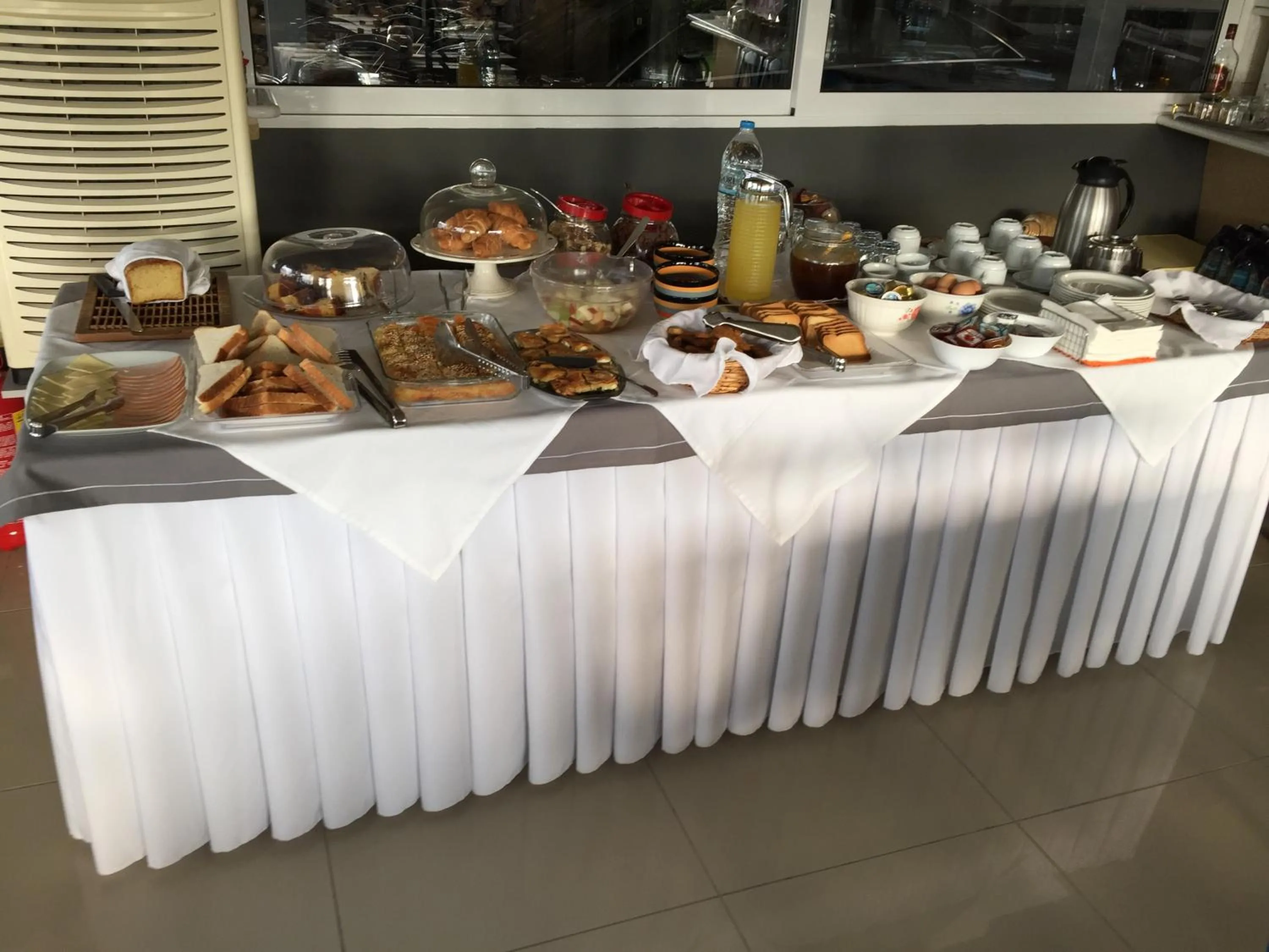 Breakfast in Chaliotis Apartments