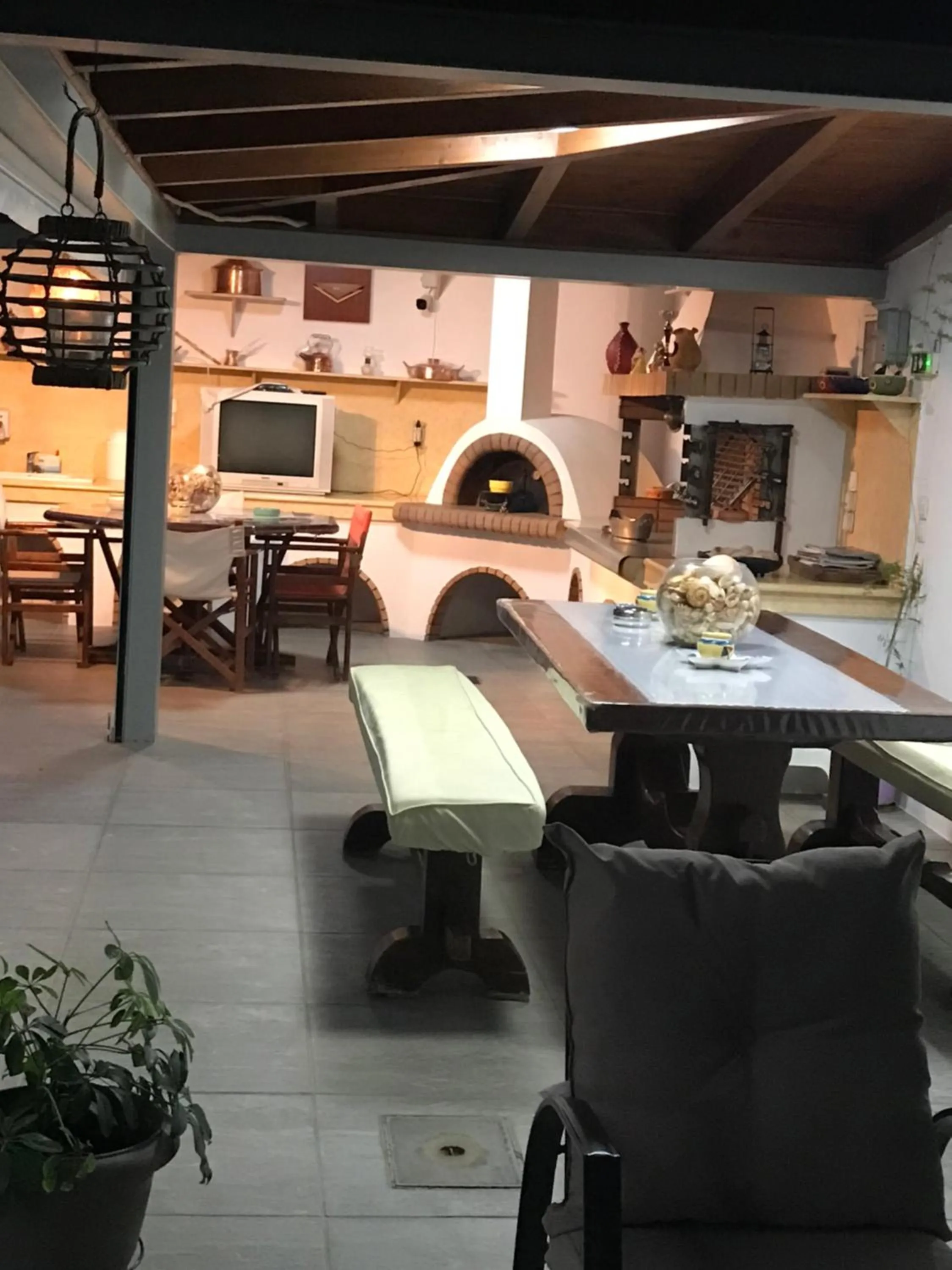 Chaliotis Apartments