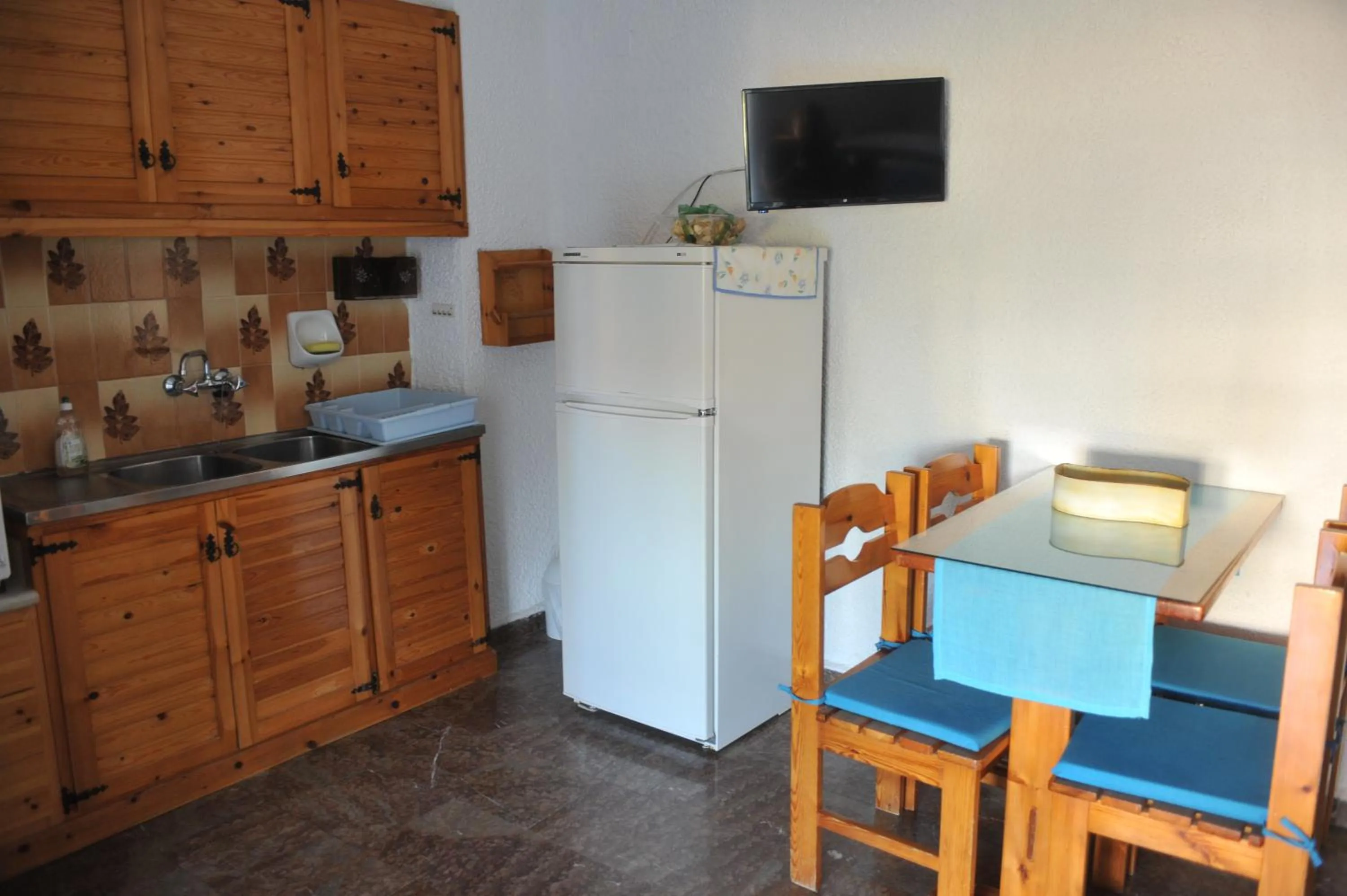 Kitchen or kitchenette in Chaliotis Apartments