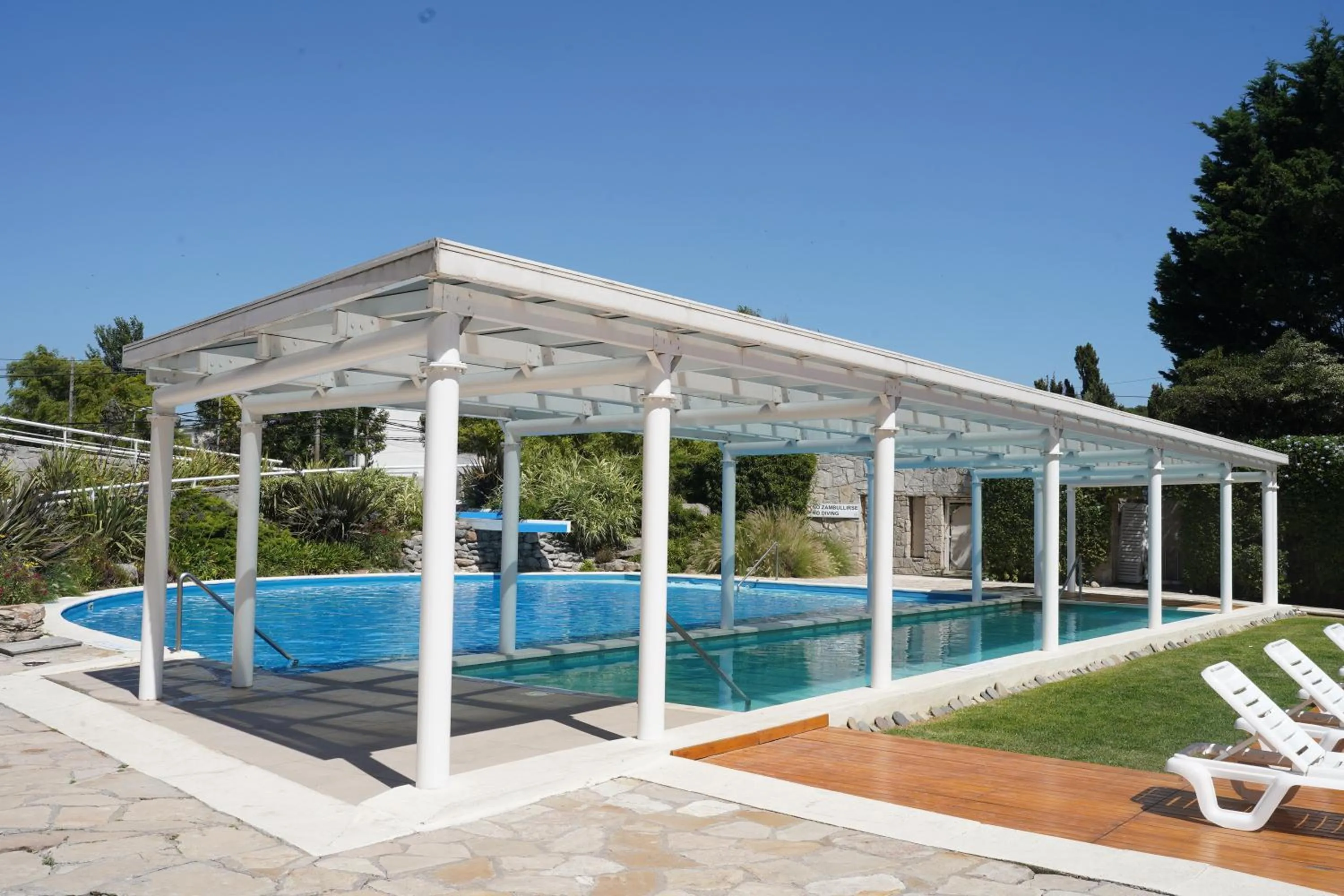 Swimming pool in Sheraton Mar Del Plata Hotel