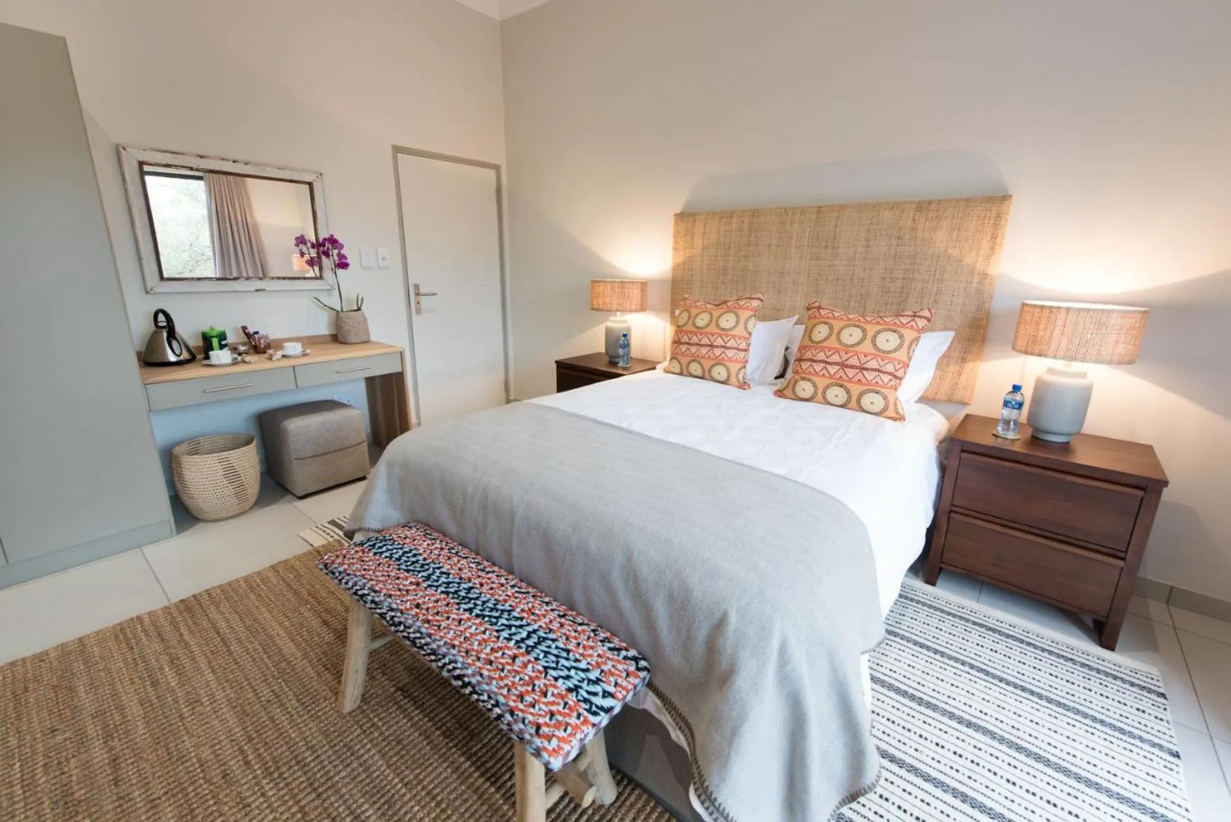 Bed in eKhaya Bush Lodge