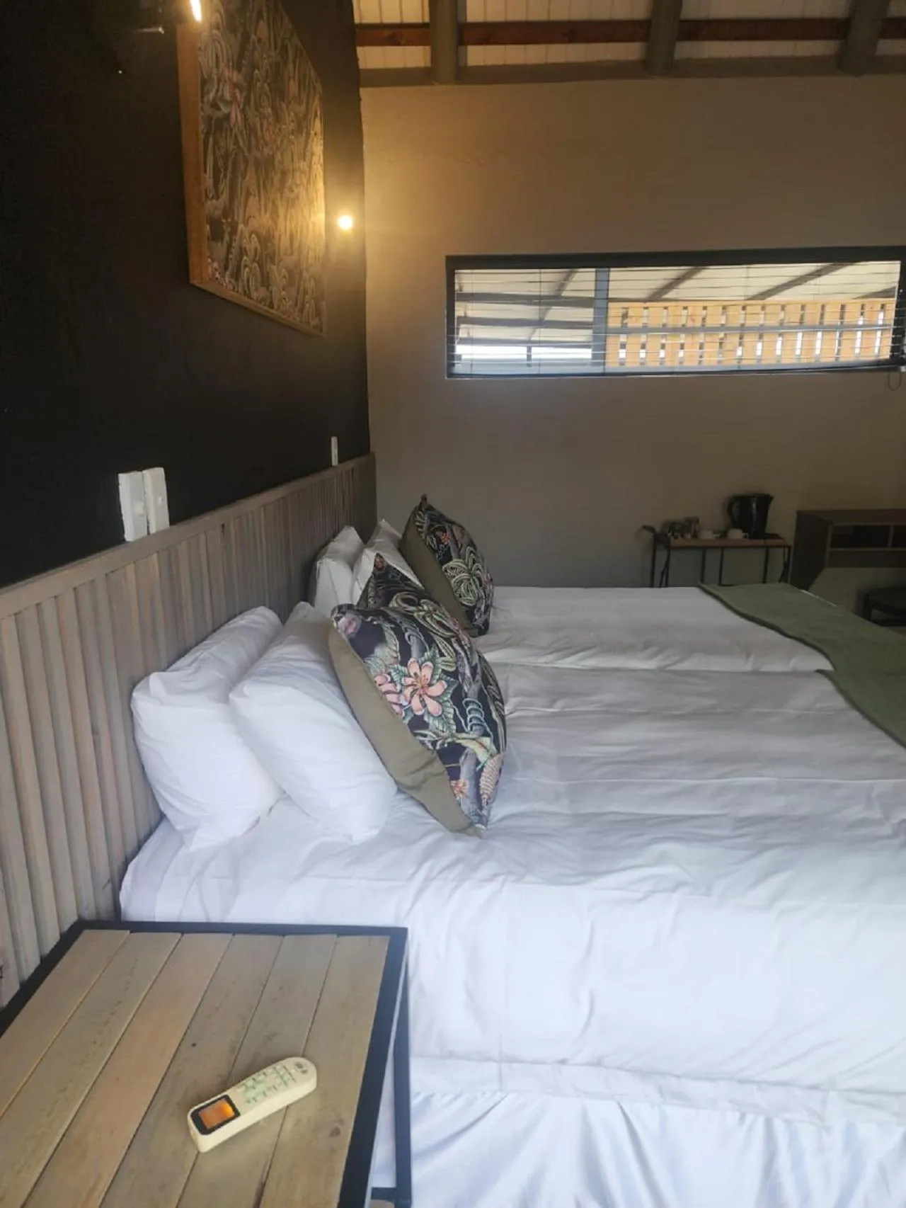 Bed in eKhaya Bush Lodge