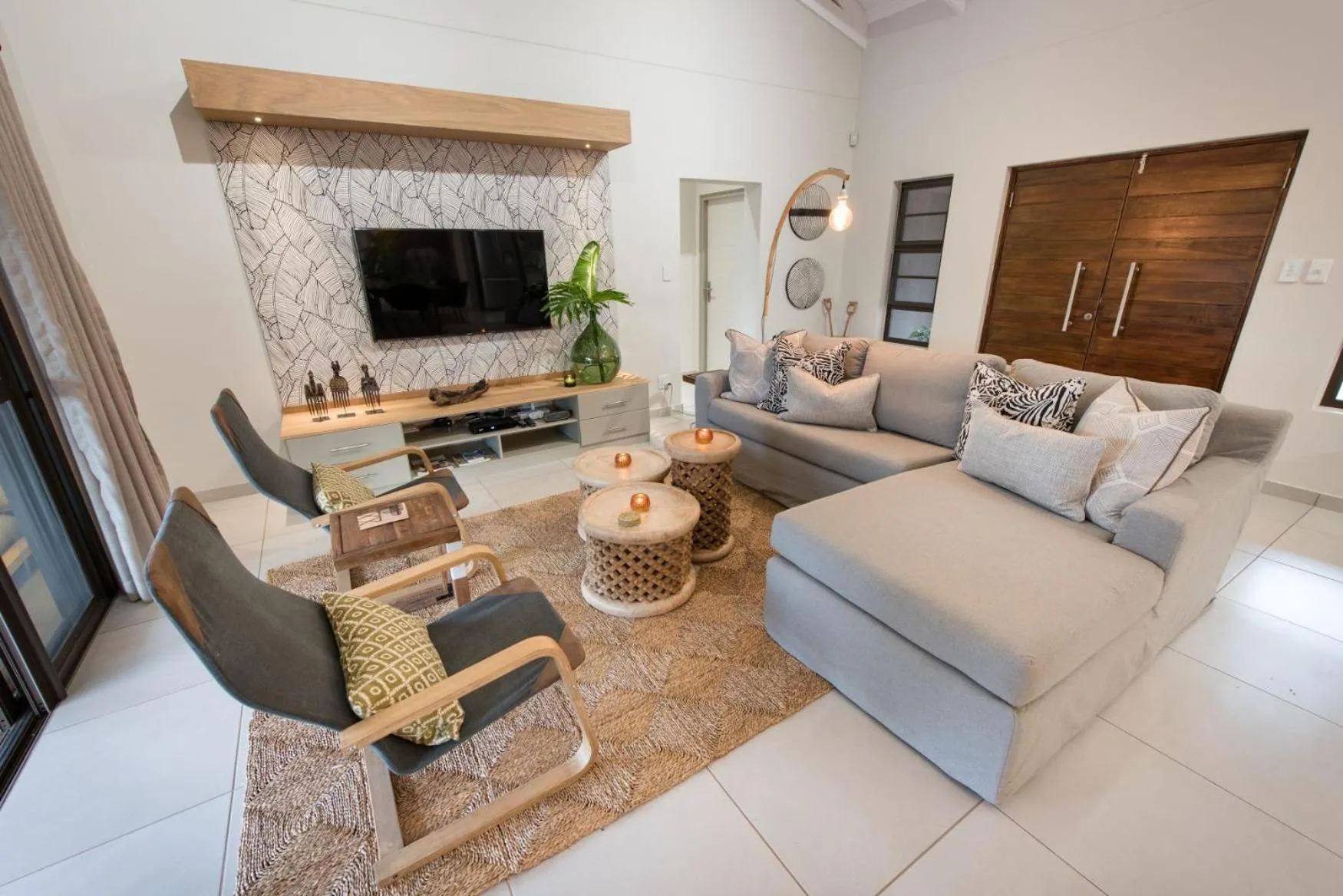 TV and multimedia in eKhaya Bush Lodge