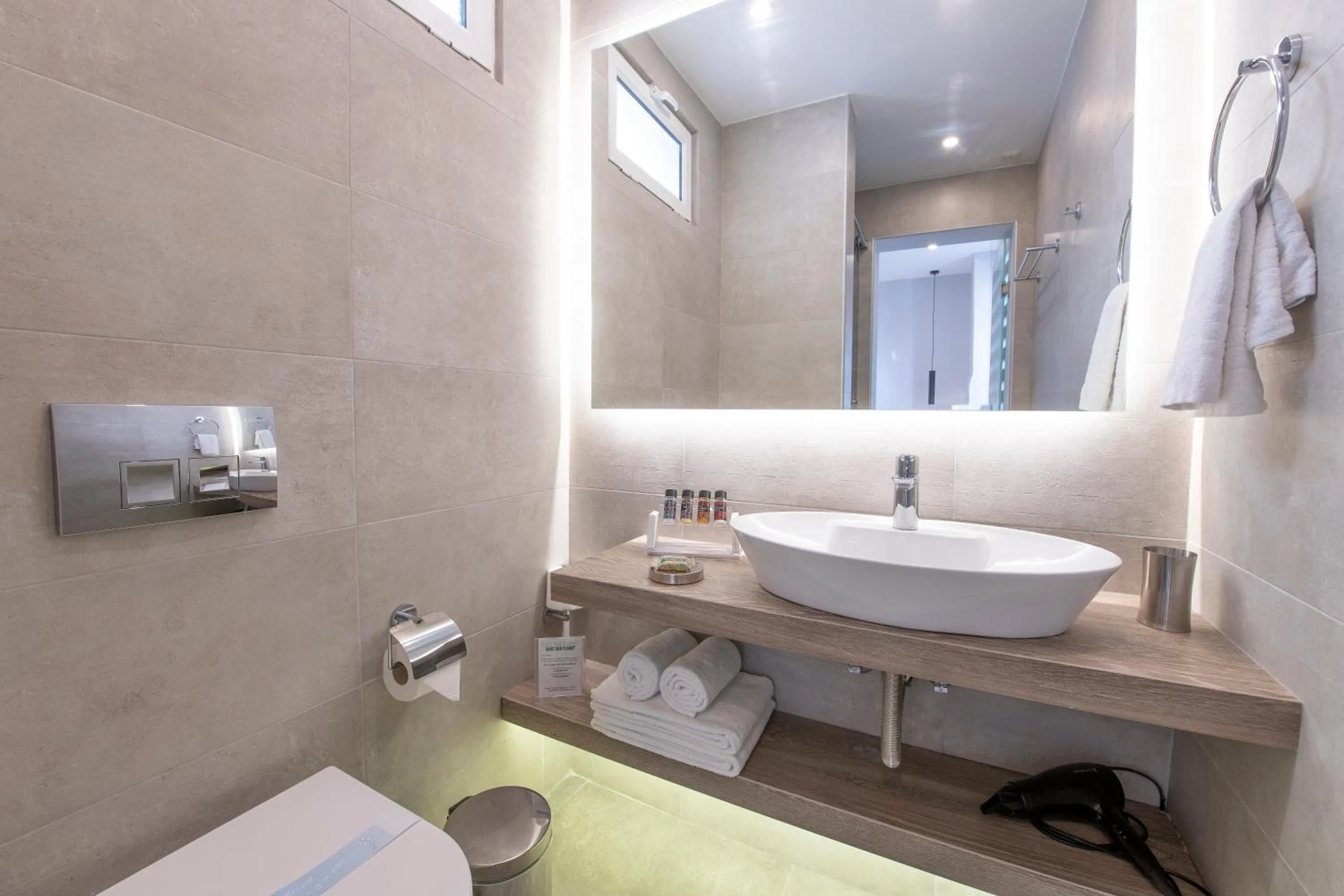 Bathroom in Acropolis Stay