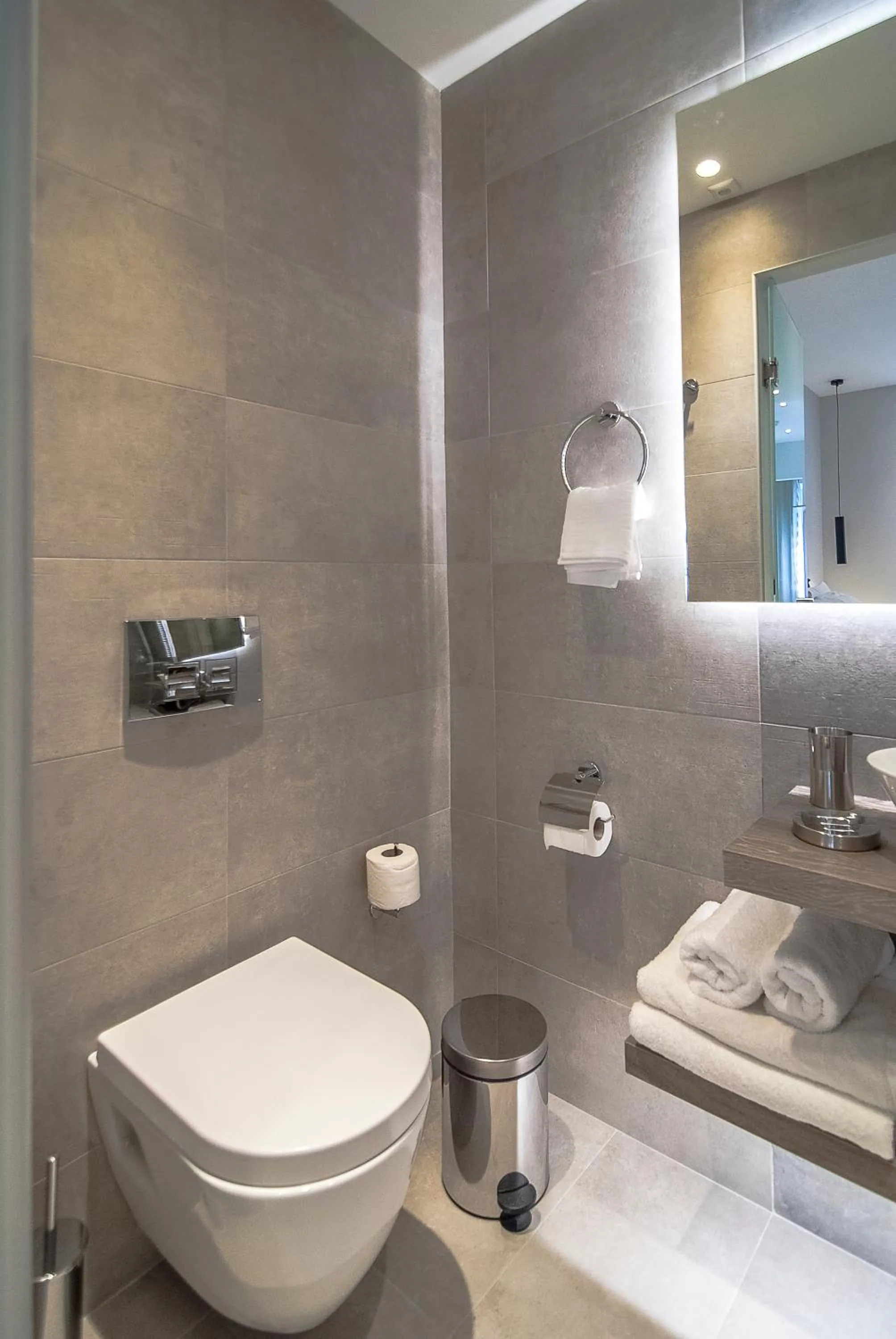 Bathroom in Acropolis Stay