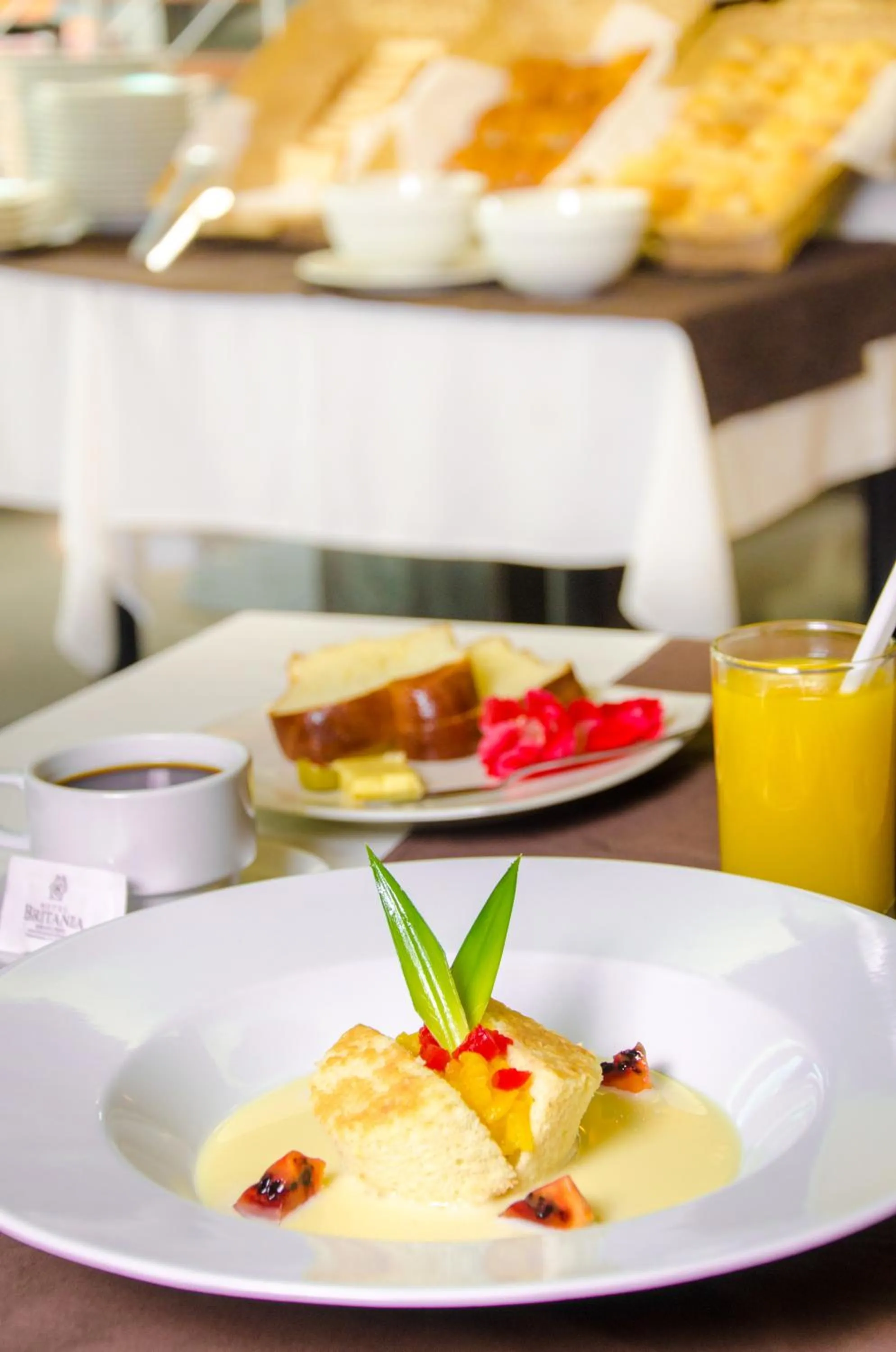 Food and drinks in Hotel Britania Miraflores