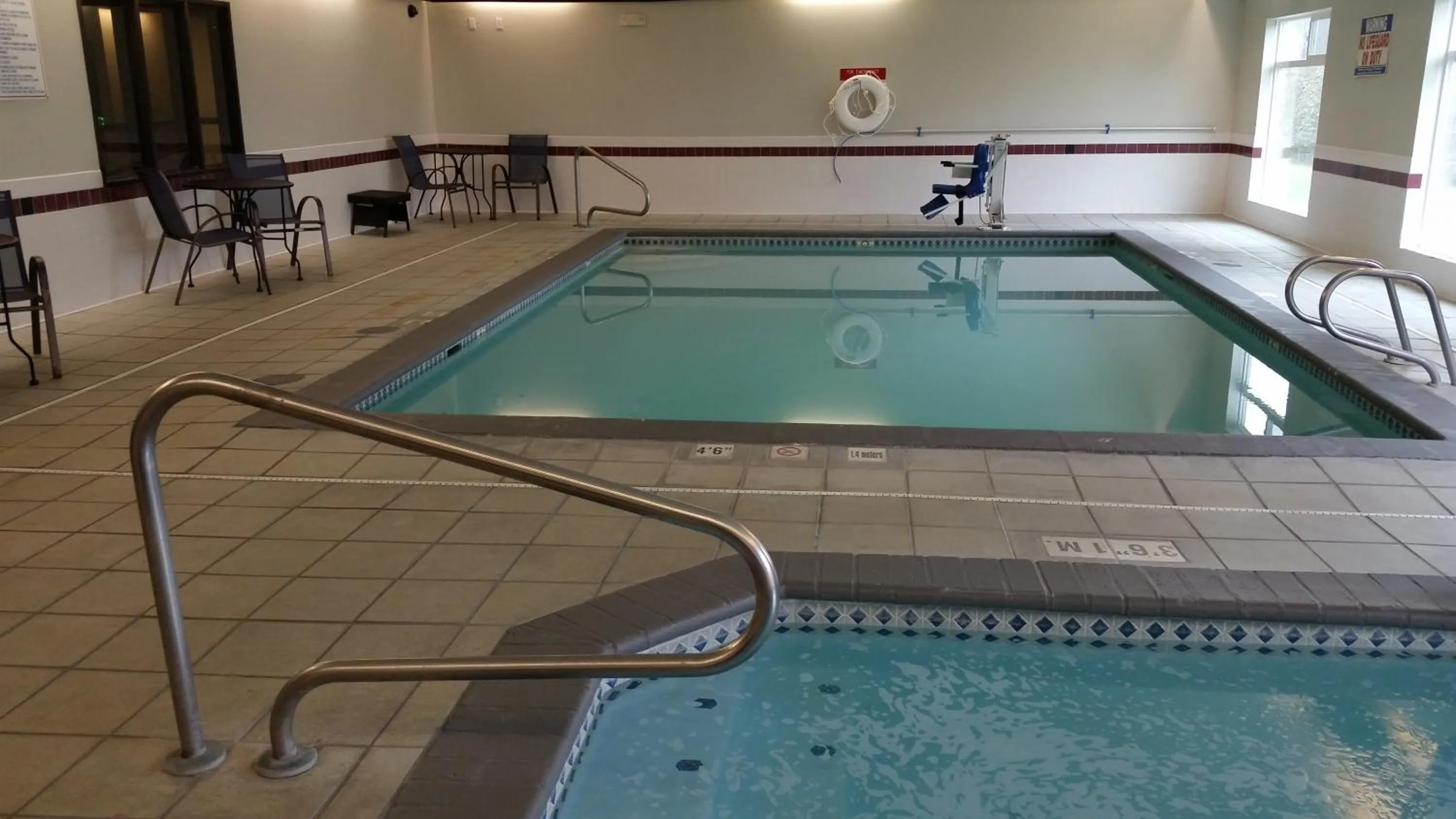 Swimming pool in Days Inn & Suites by Wyndham Vancouver