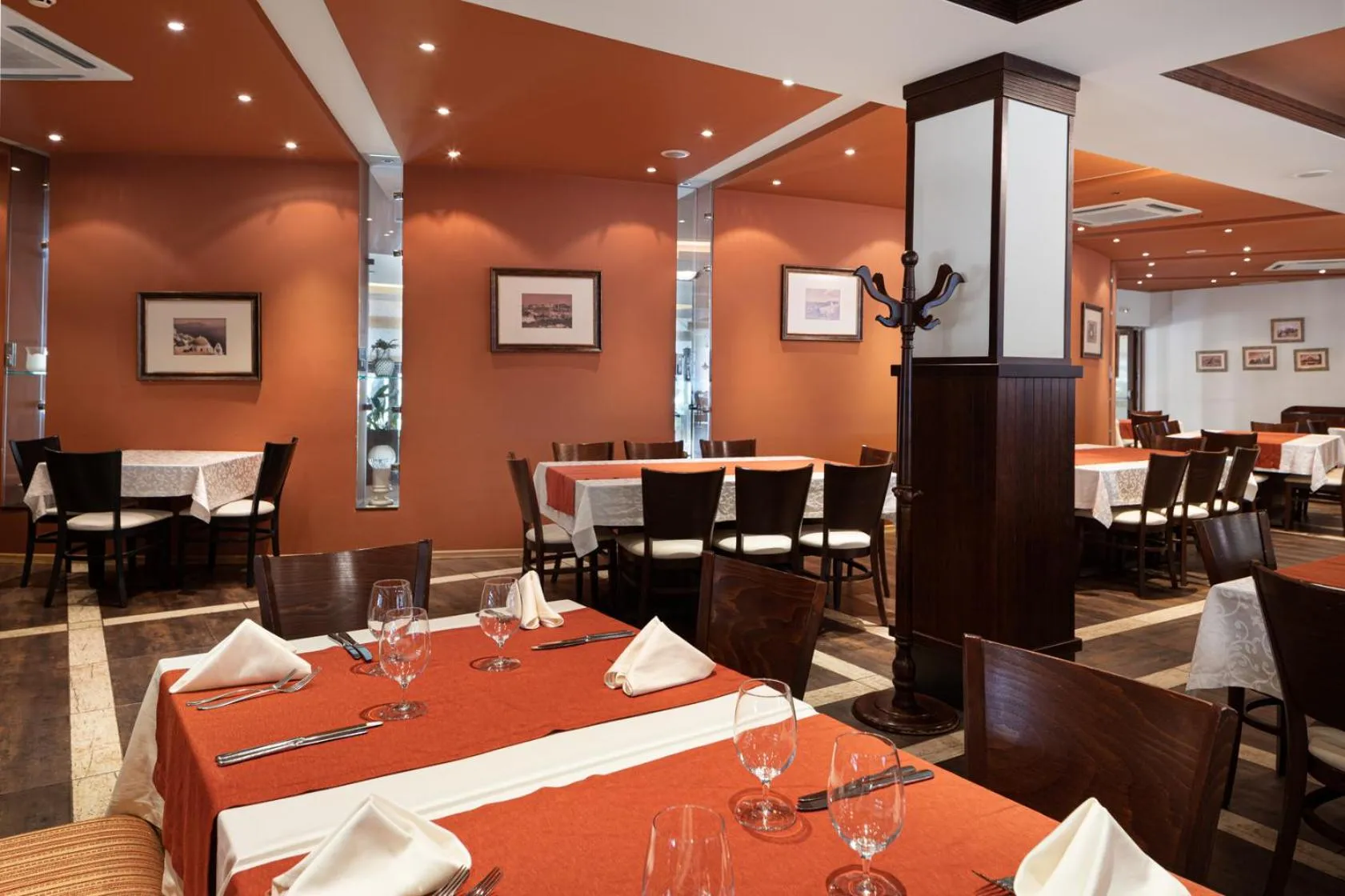 Restaurant/places to eat in Pirin Park Hotel