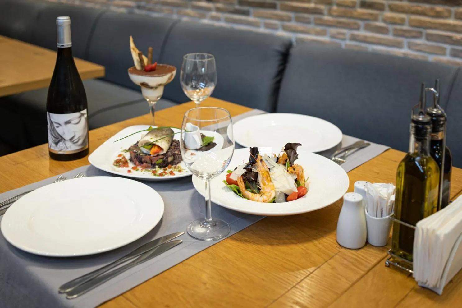 Restaurant/places to eat in Pirin Park Hotel