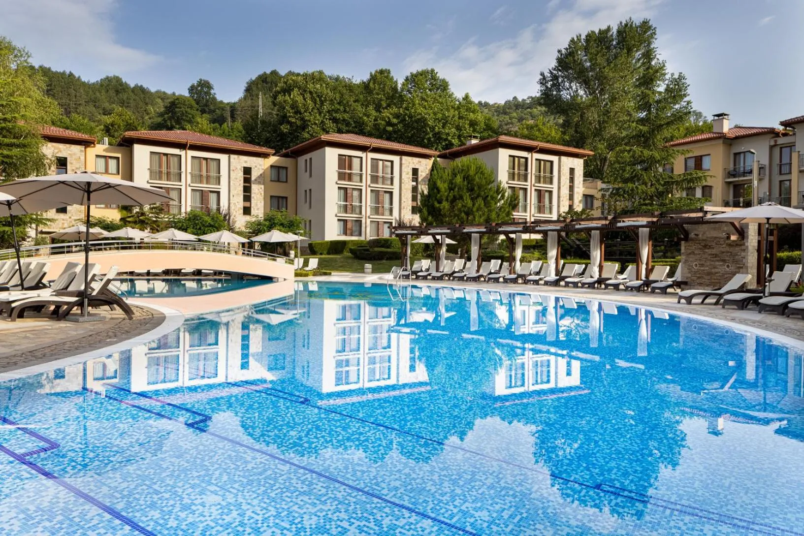 Swimming pool in Pirin Park Hotel