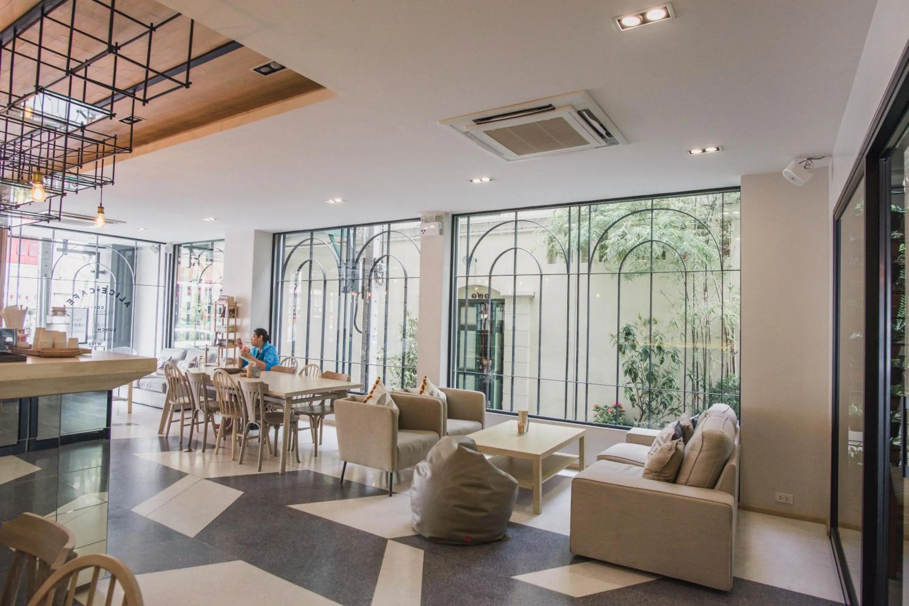 Living room in Issara by D Hostel