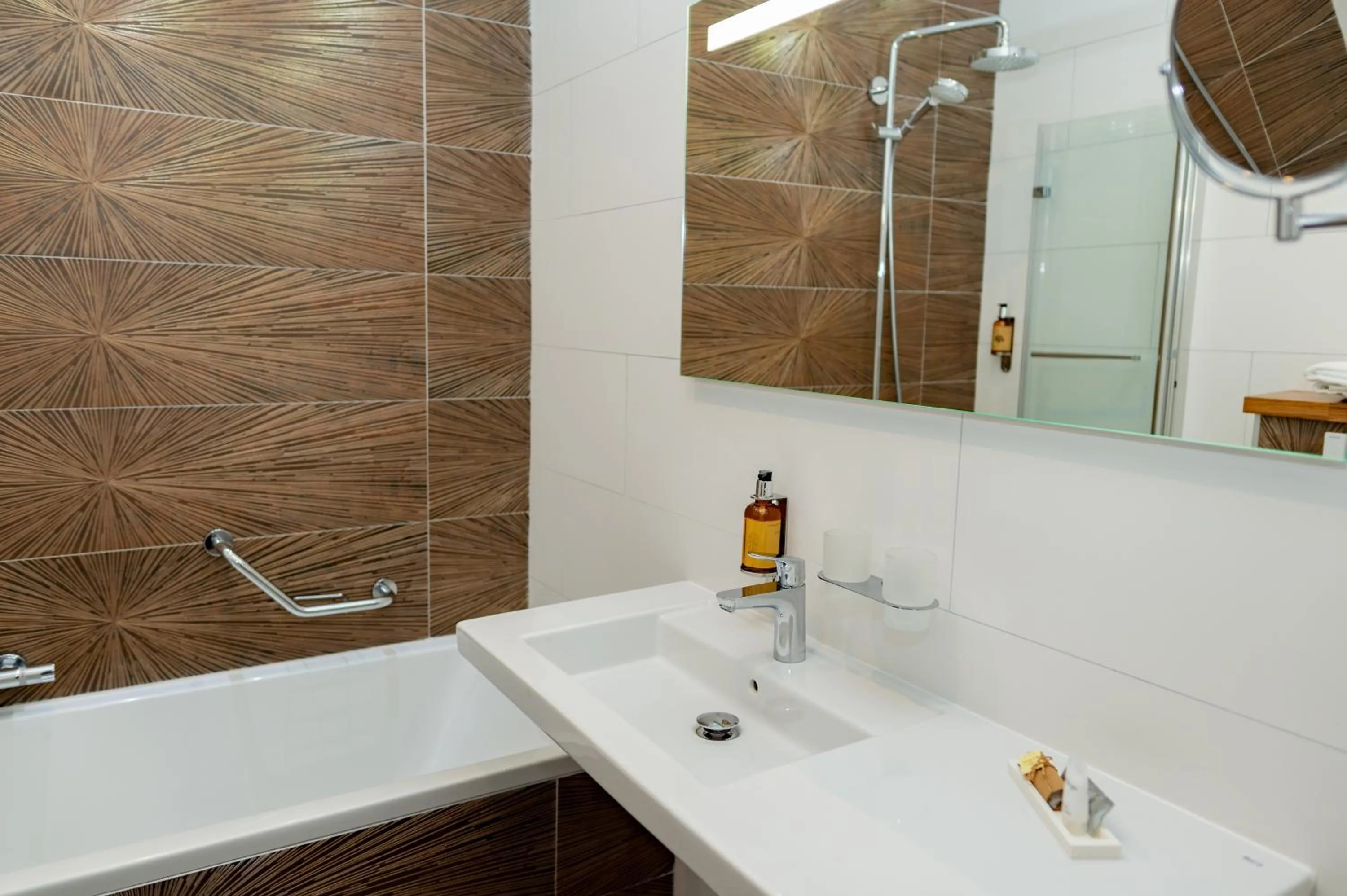 Bathroom in Logis Hotel Des Vosges