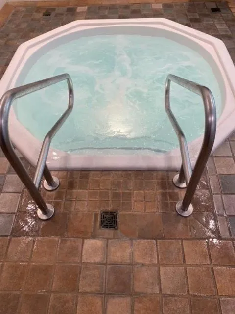 Hot Tub in Sea to Sky Hotel and Conference Centre