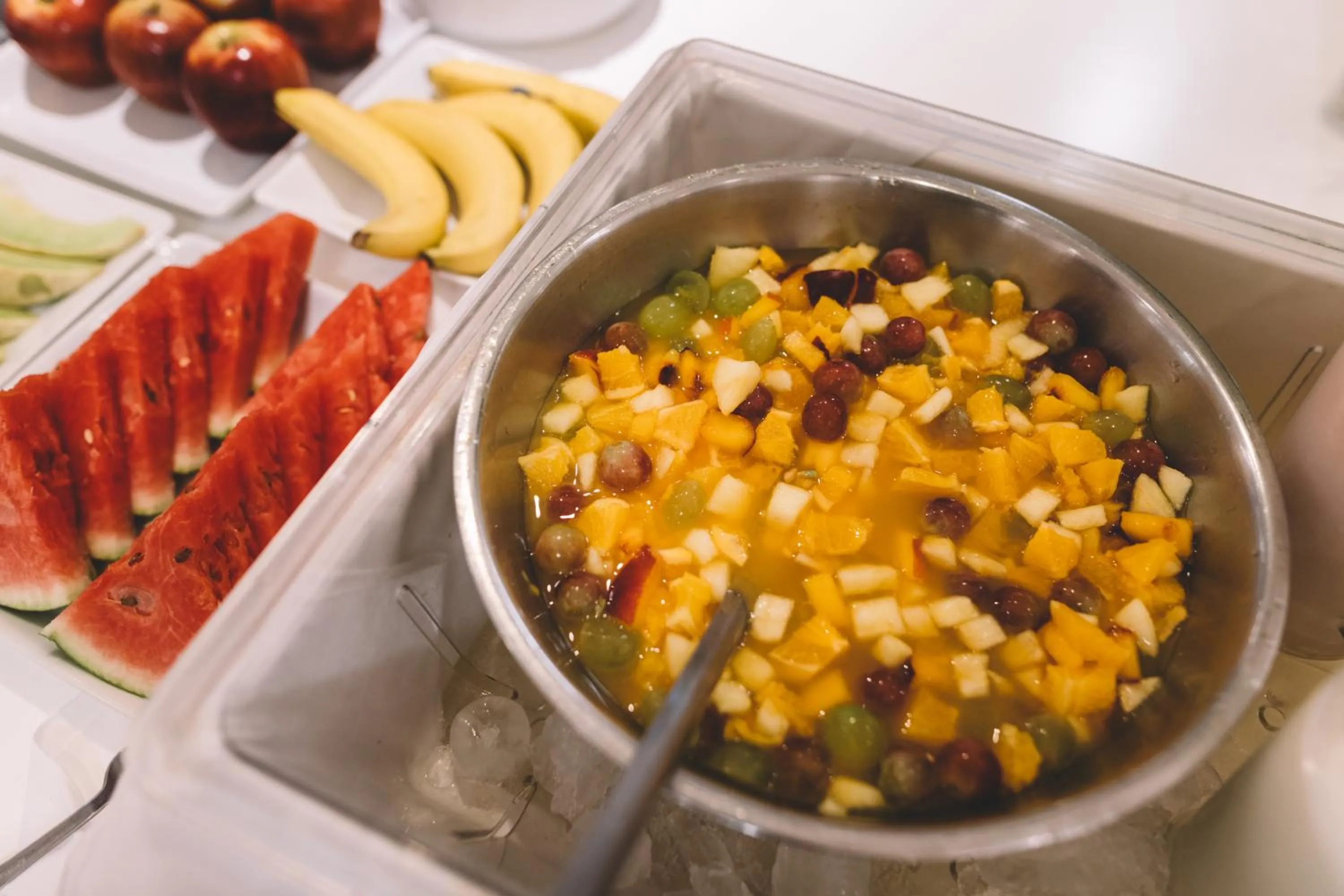 Buffet breakfast in Hotel Dos Reyes