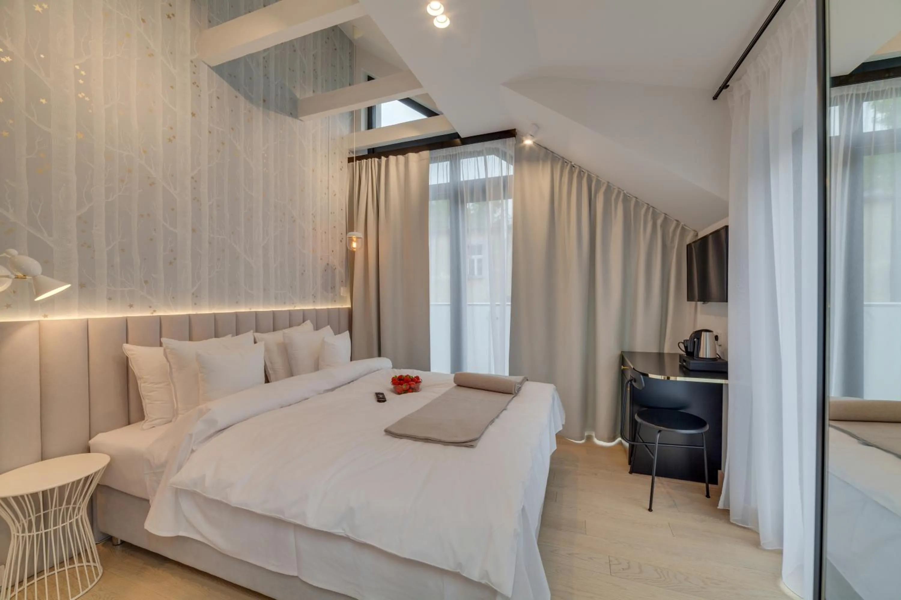 Photo of the whole room, Bed in Hello Haffner