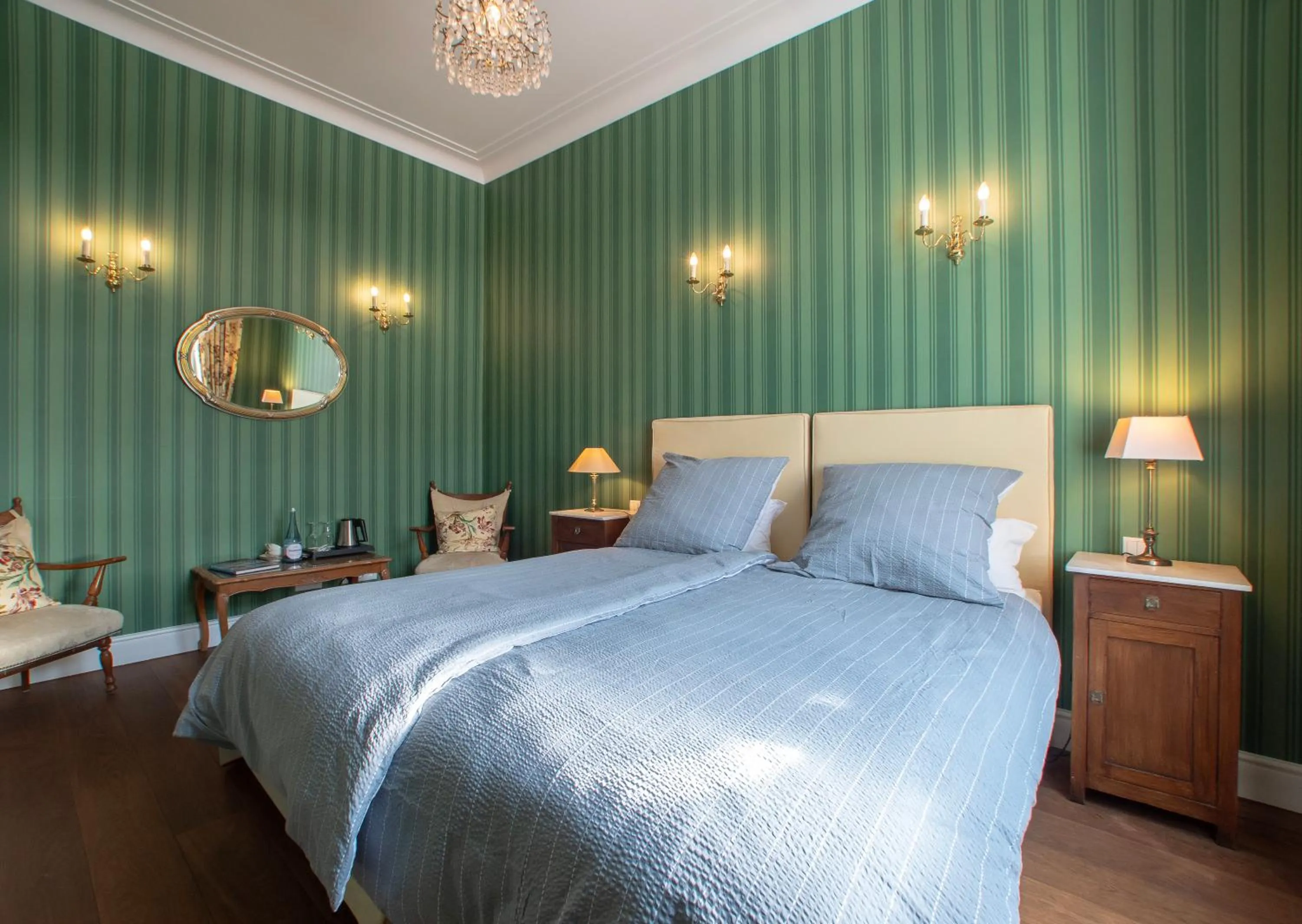 Bed in Rooms GUT HEIDEFELD