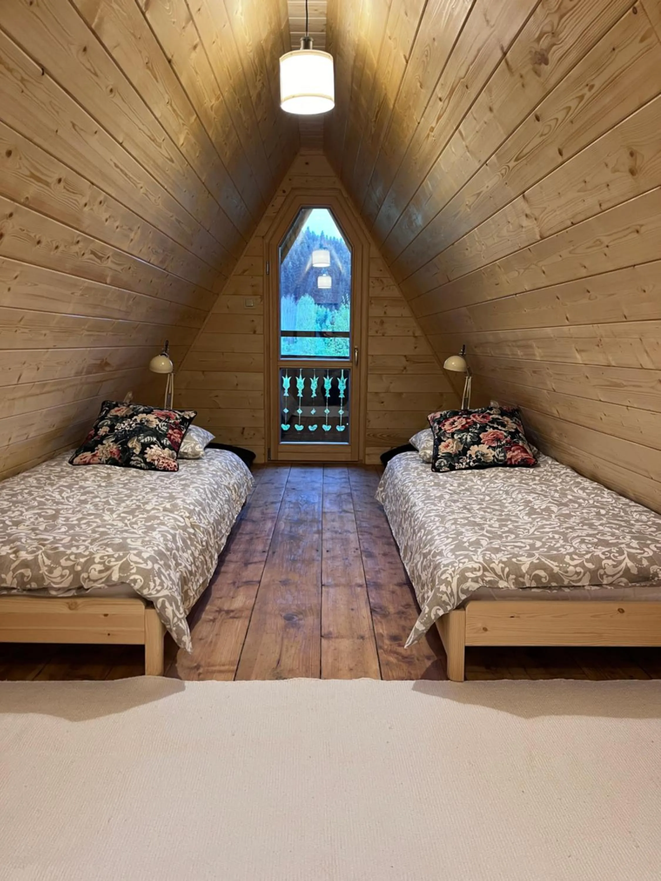 Balcony/Terrace, Bed in Drewniany Domek BB Nad Rzeką