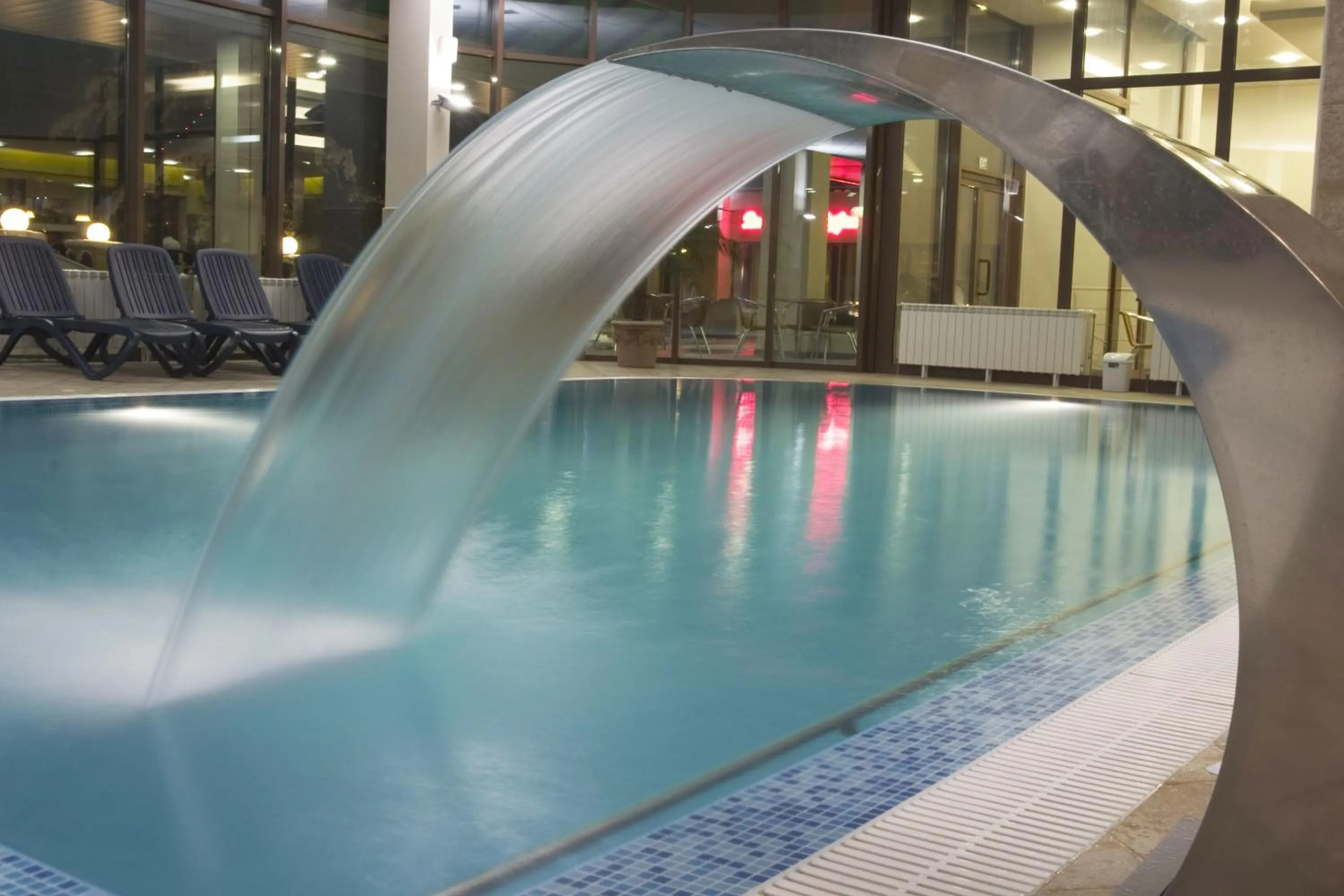 Swimming pool in Devin Spa Hotel