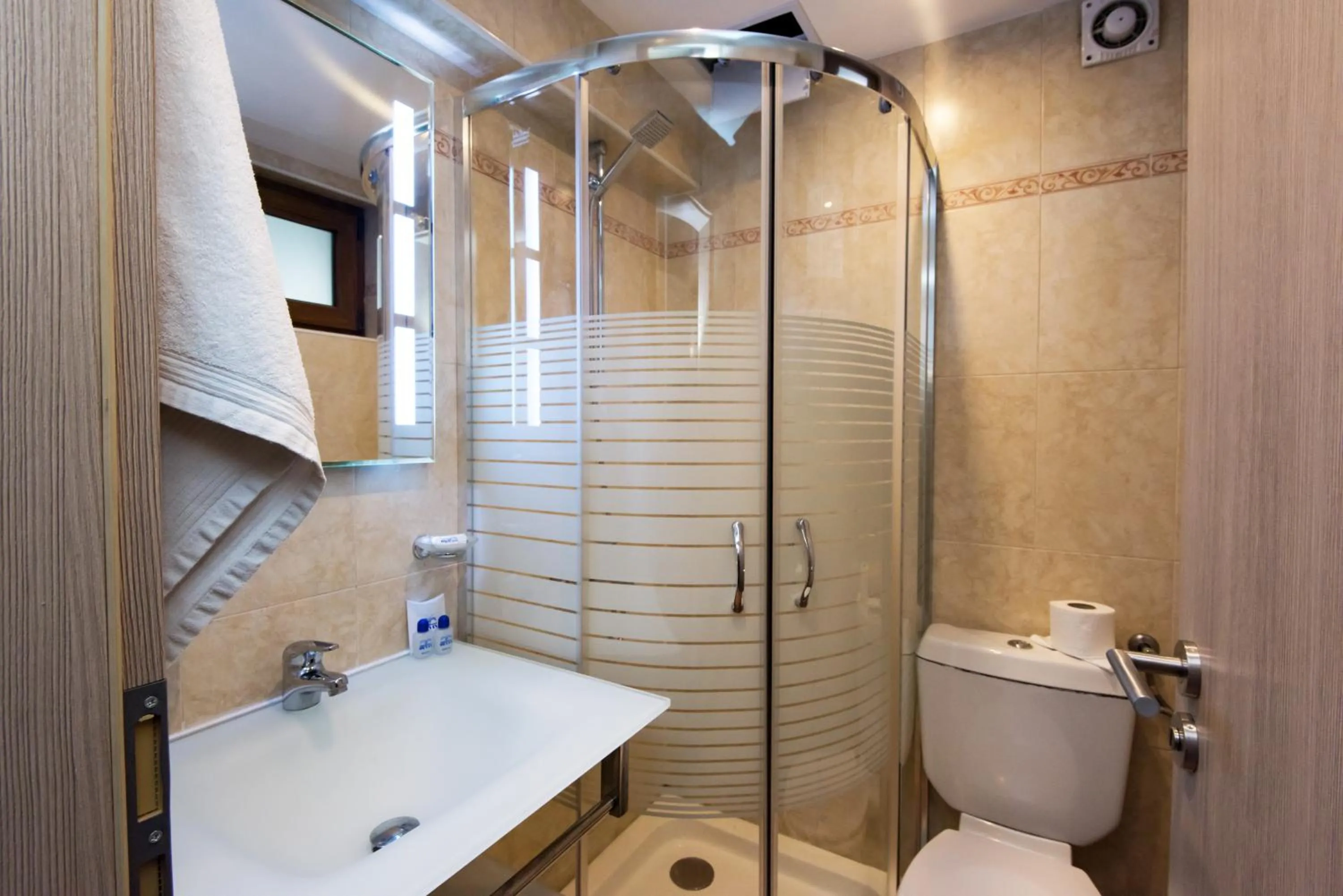 Bathroom in Devin Spa Hotel