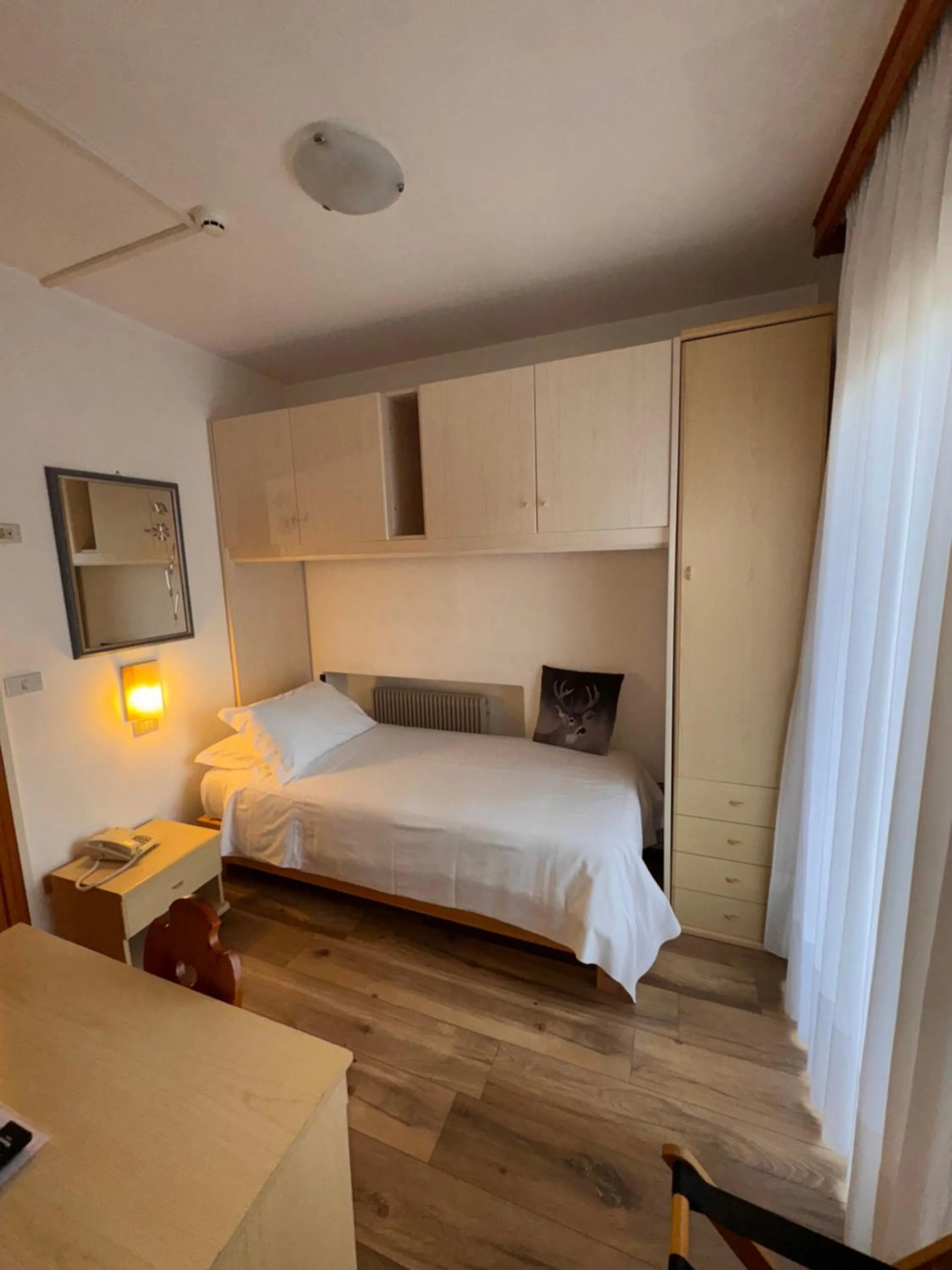 Bedroom, Bed in Albergo Scoiattolo