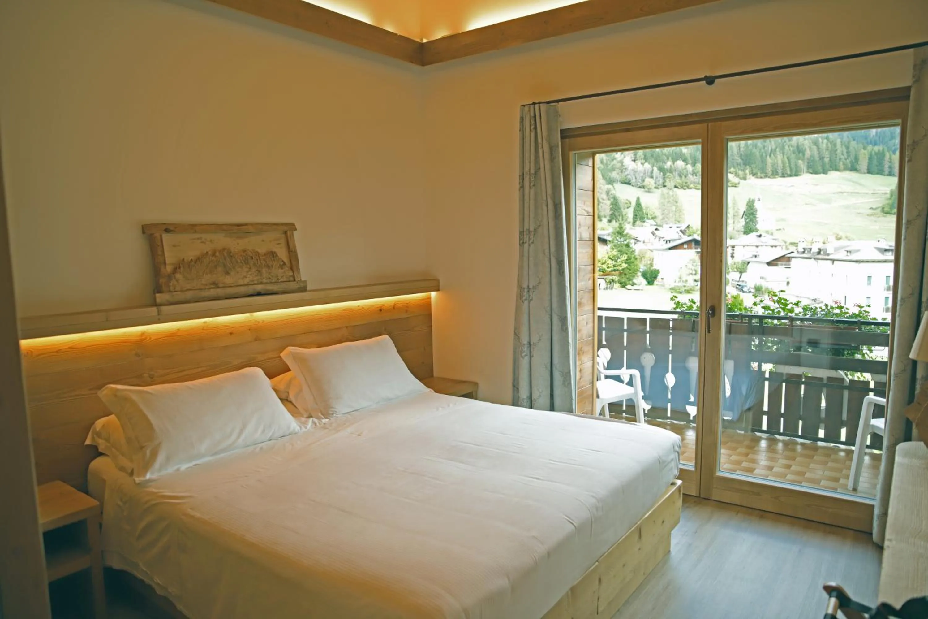 Bedroom, Bed in Albergo Scoiattolo