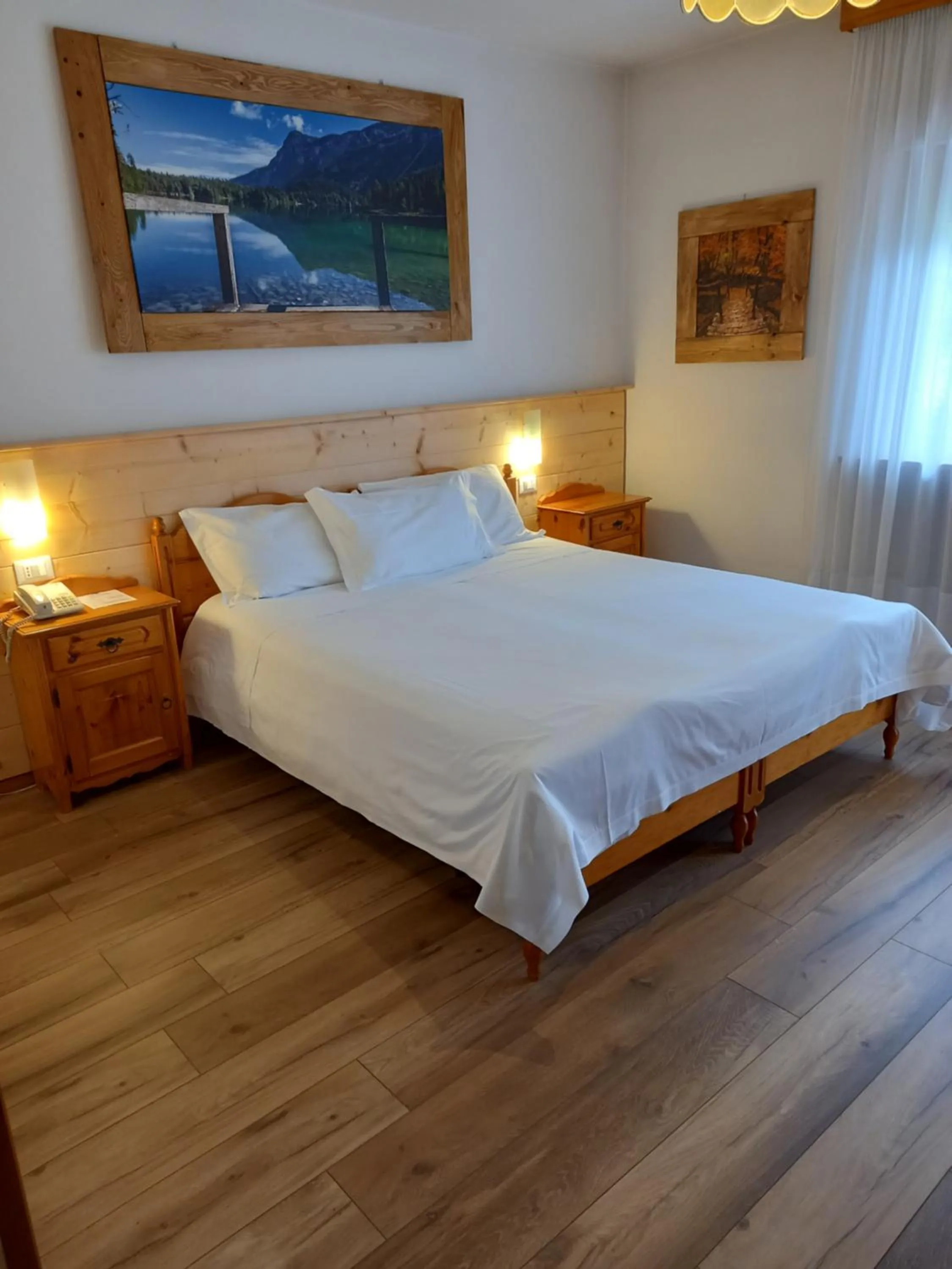 Bed in Albergo Scoiattolo