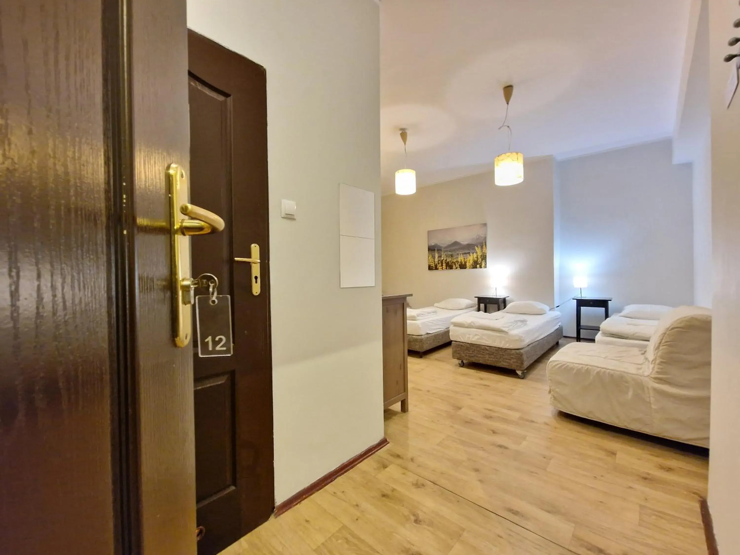 Family Studio in Hostel Helvetia Rooms Warsaw CITY CENTER and OLD TOWN Family Studio in Hostel Helvetia Rooms Warsaw CITY CENTER and OLD TOWN