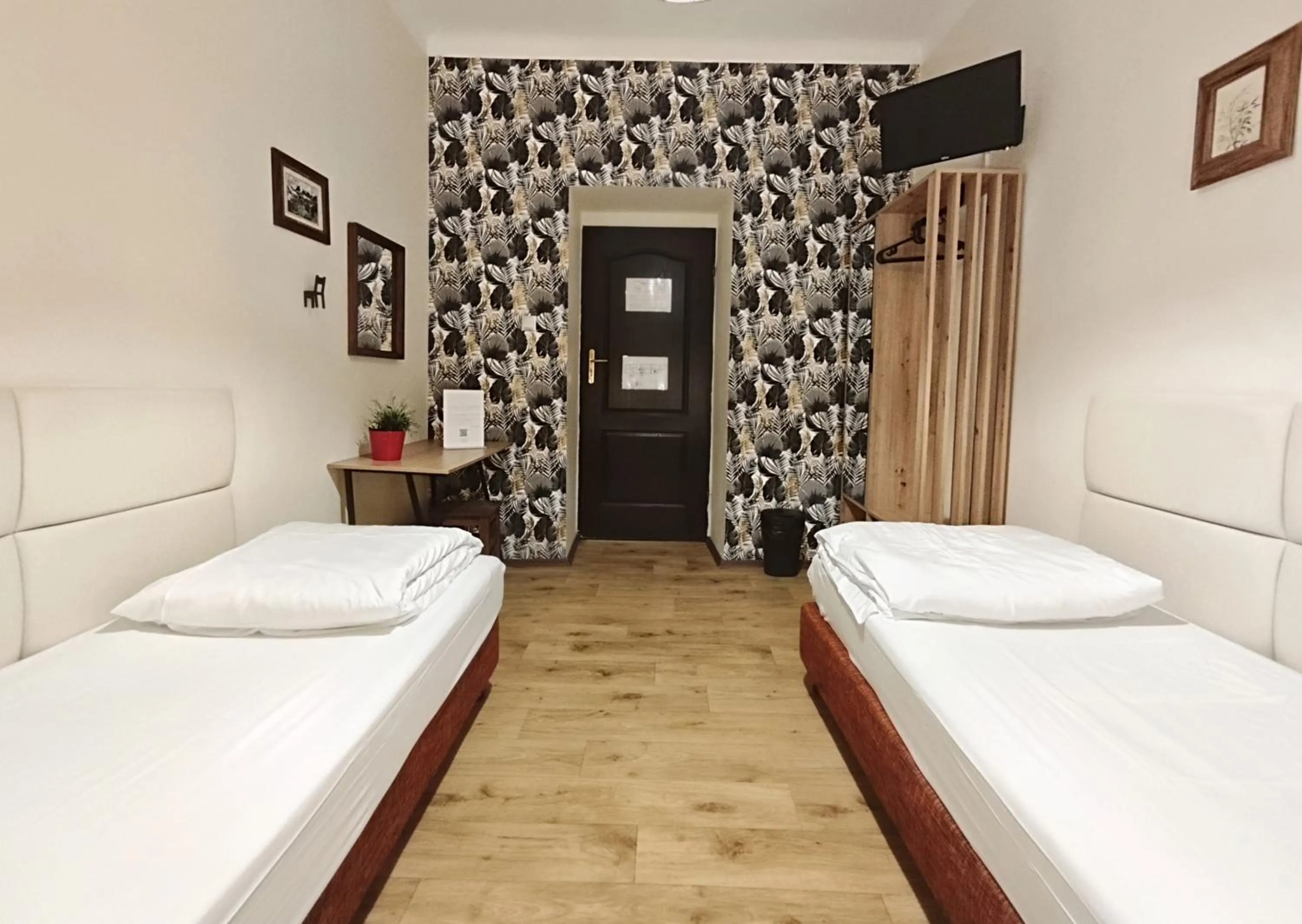 Bed in Hostel Helvetia Rooms Warsaw CITY CENTER and OLD TOWN