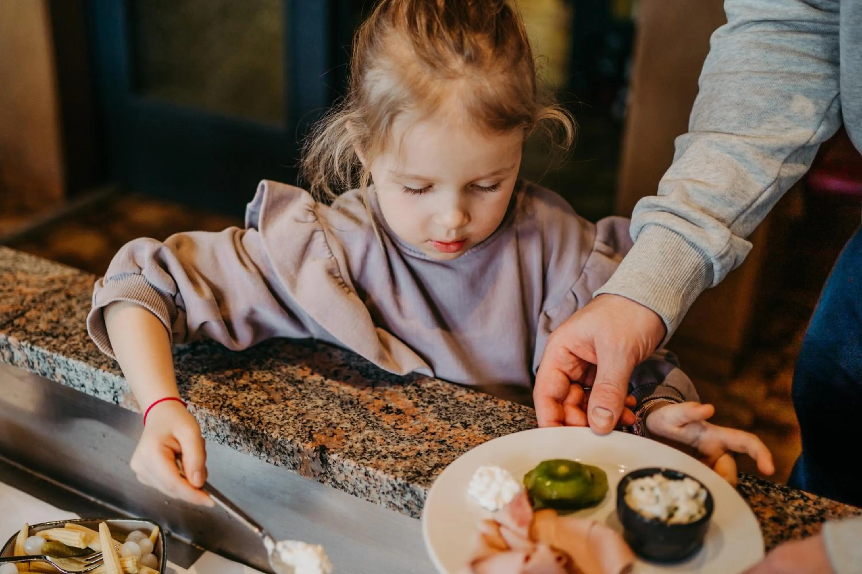 Breakfast in Basekamp Mountain Budget Hotel