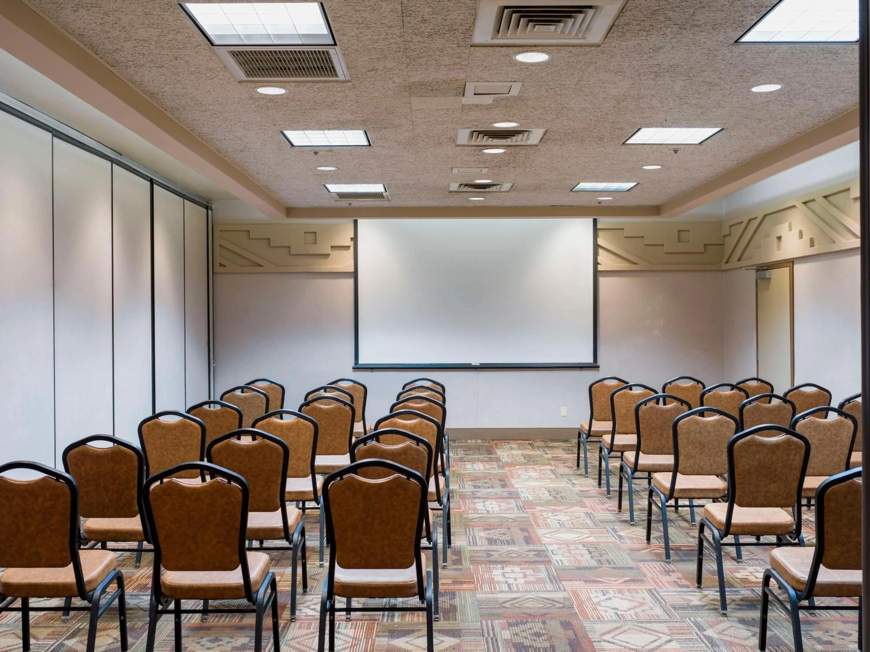 Meeting/conference room in Holiday Inn Resort The Squire at Grand Canyon by IHG