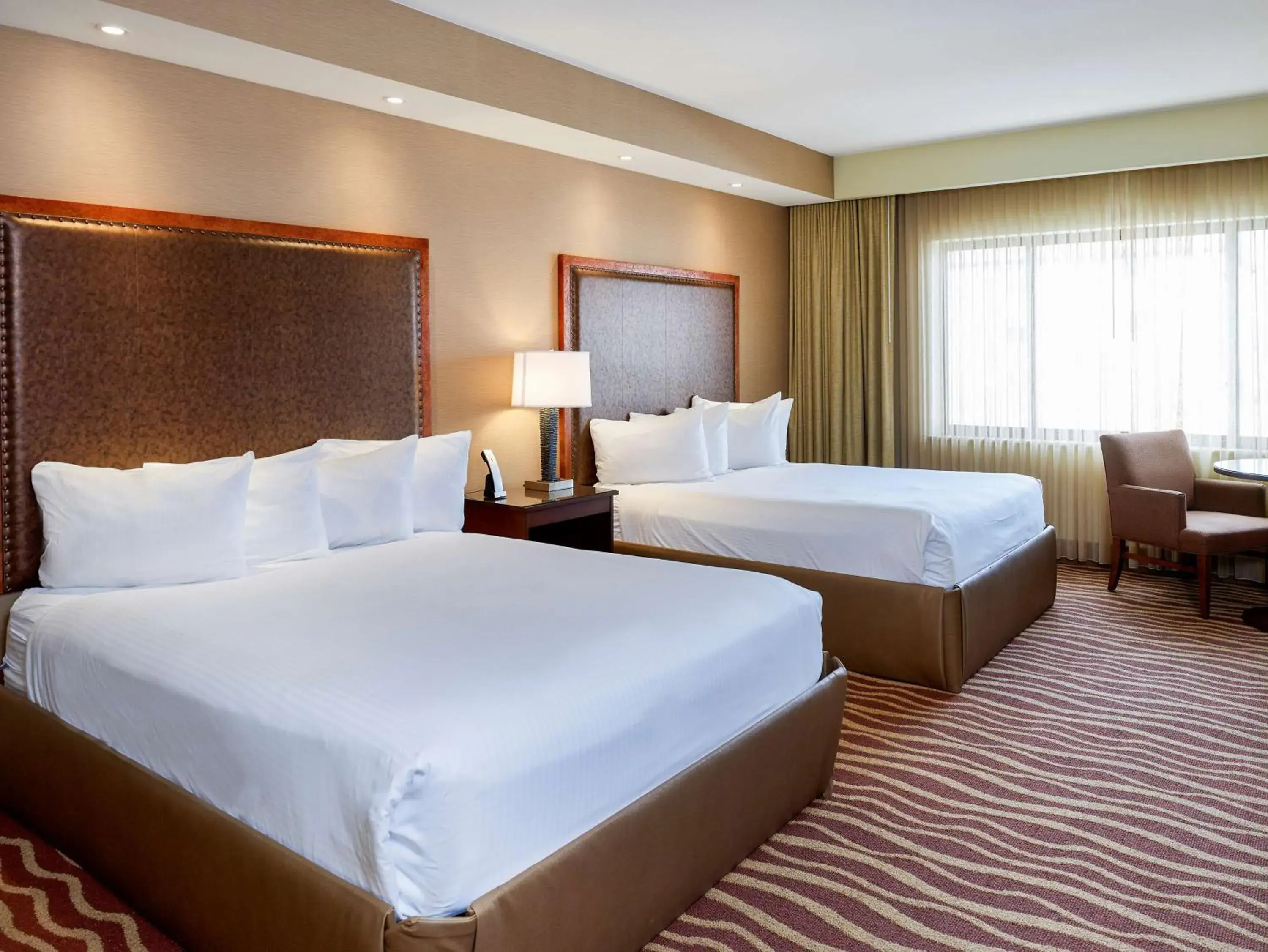 Deluxe Queen Room with Two Queen Beds - Non-Smoking in Holiday Inn Resort The Squire at Grand Canyon by IHG Deluxe Queen Room with Two Queen Beds - Non-Smoking in Holiday Inn Resort The Squire at Grand Canyon by IHG