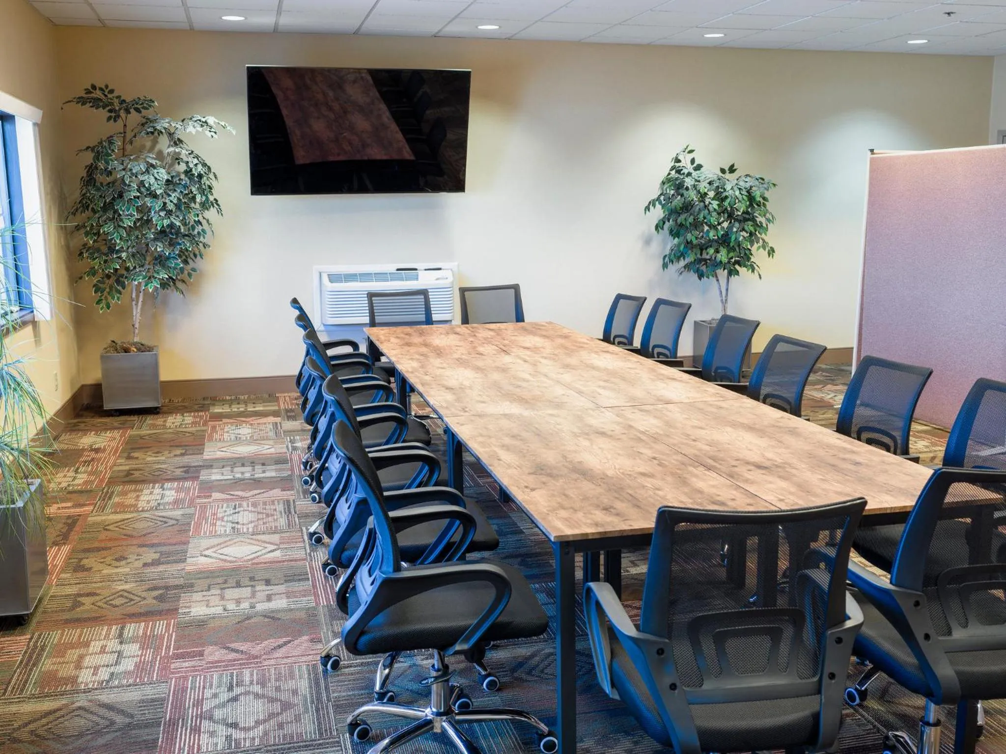 Meeting/conference room in Holiday Inn Resort The Squire at Grand Canyon by IHG